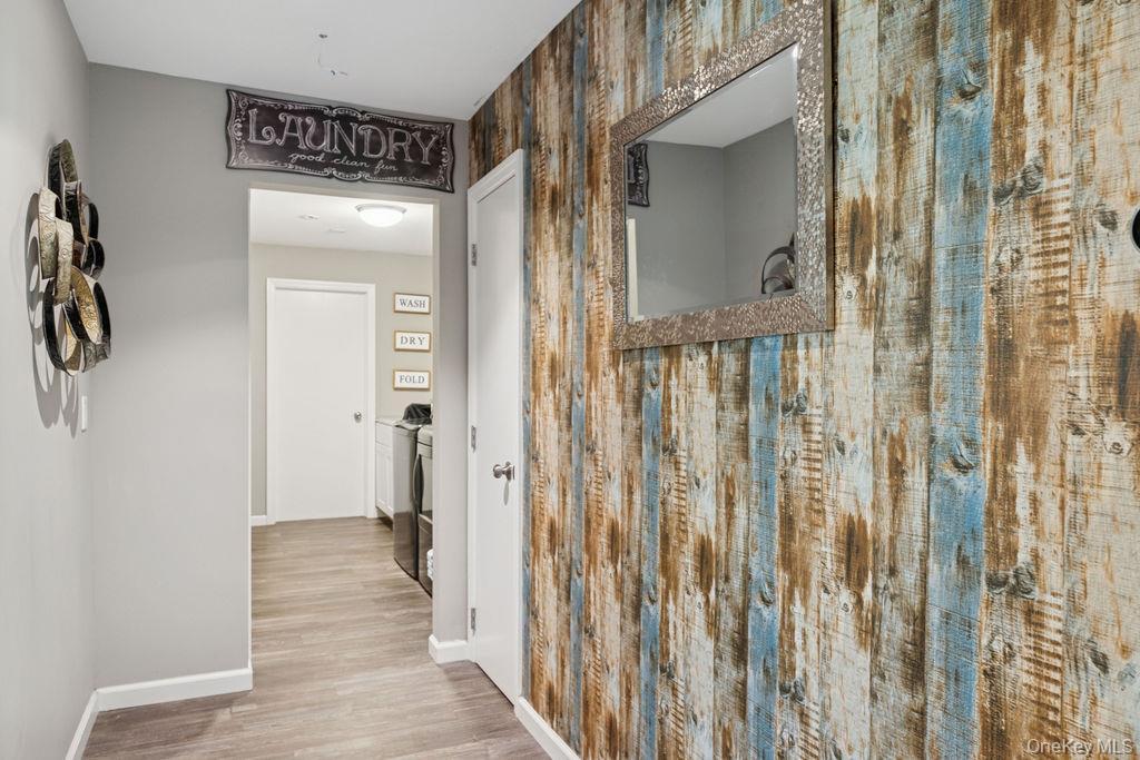 Single Family Lone Oak Suffolk County, NY 11787, MLS-906434-15