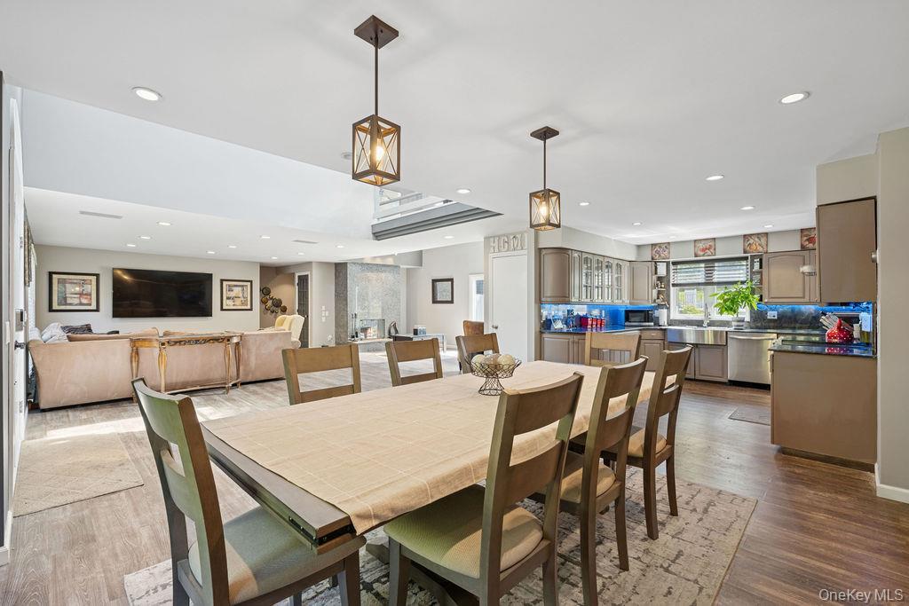 Single Family Lone Oak Suffolk County, NY 11787, MLS-906434-6