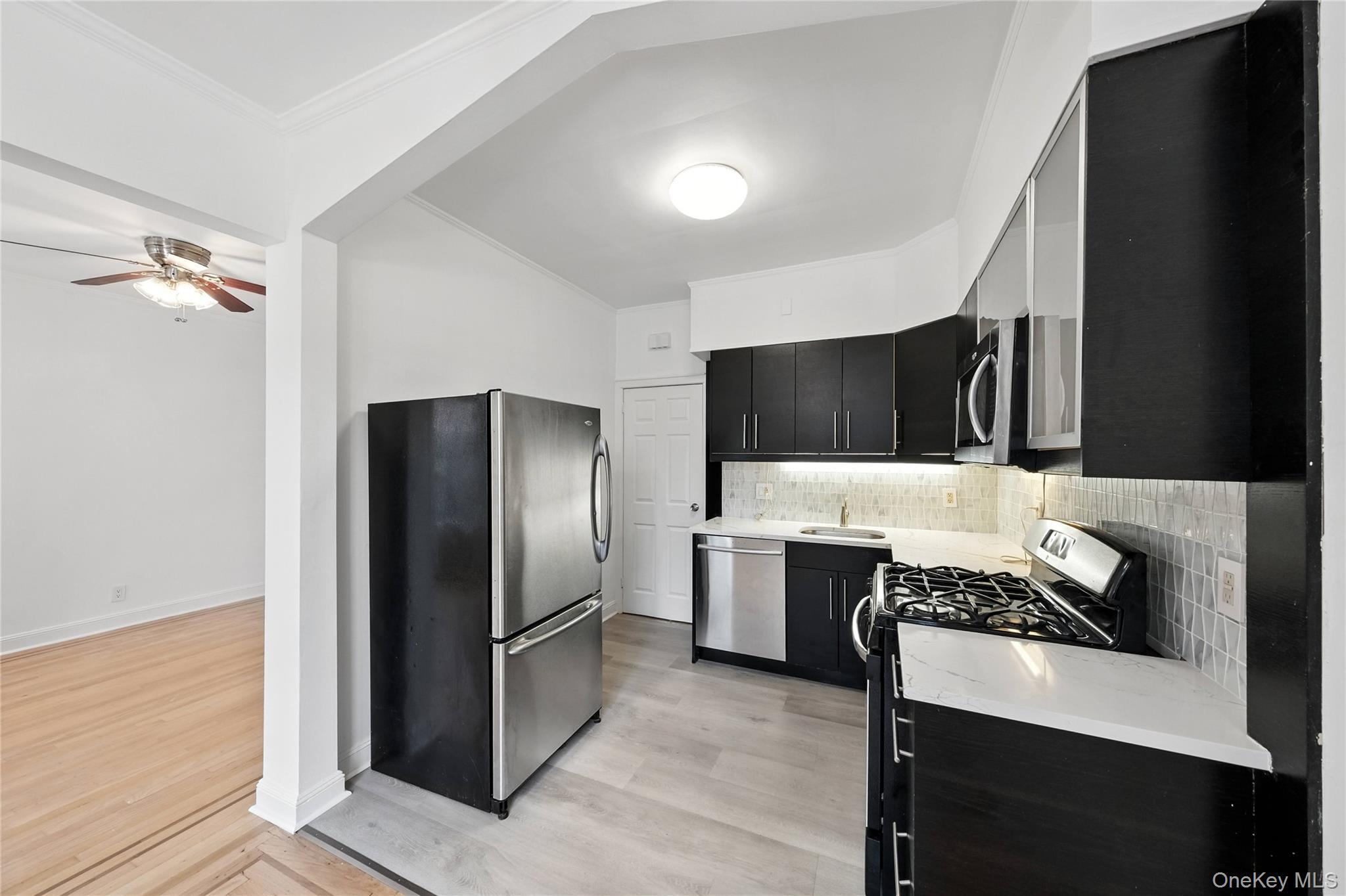 Single Family 69th  Queens, NY 11378, MLS-906463-17