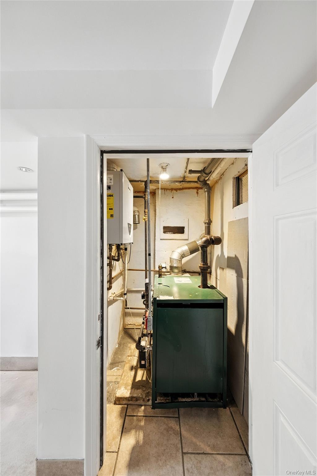 Single Family 69th  Queens, NY 11378, MLS-906463-23