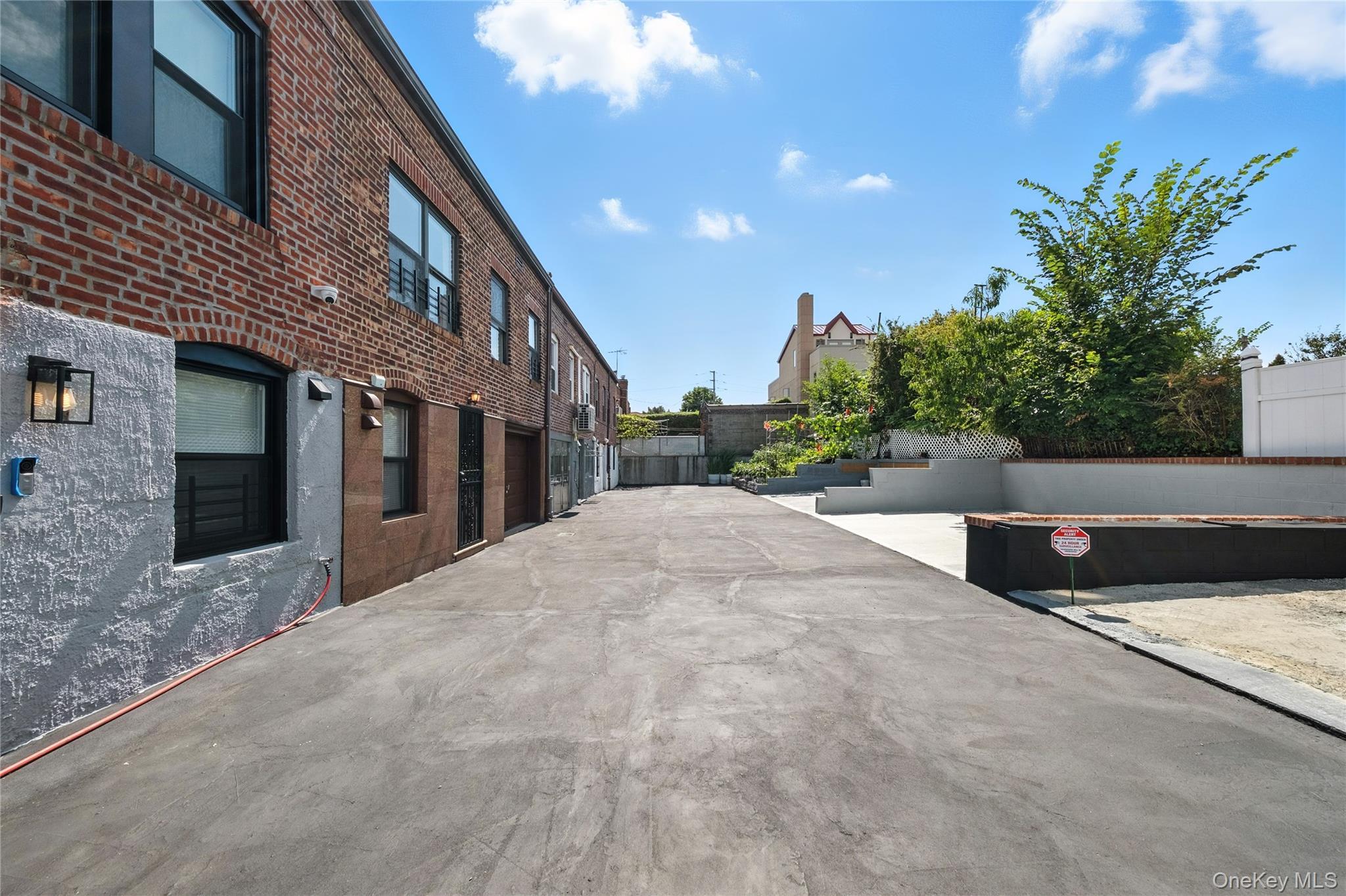 Single Family 69th  Queens, NY 11378, MLS-906463-28