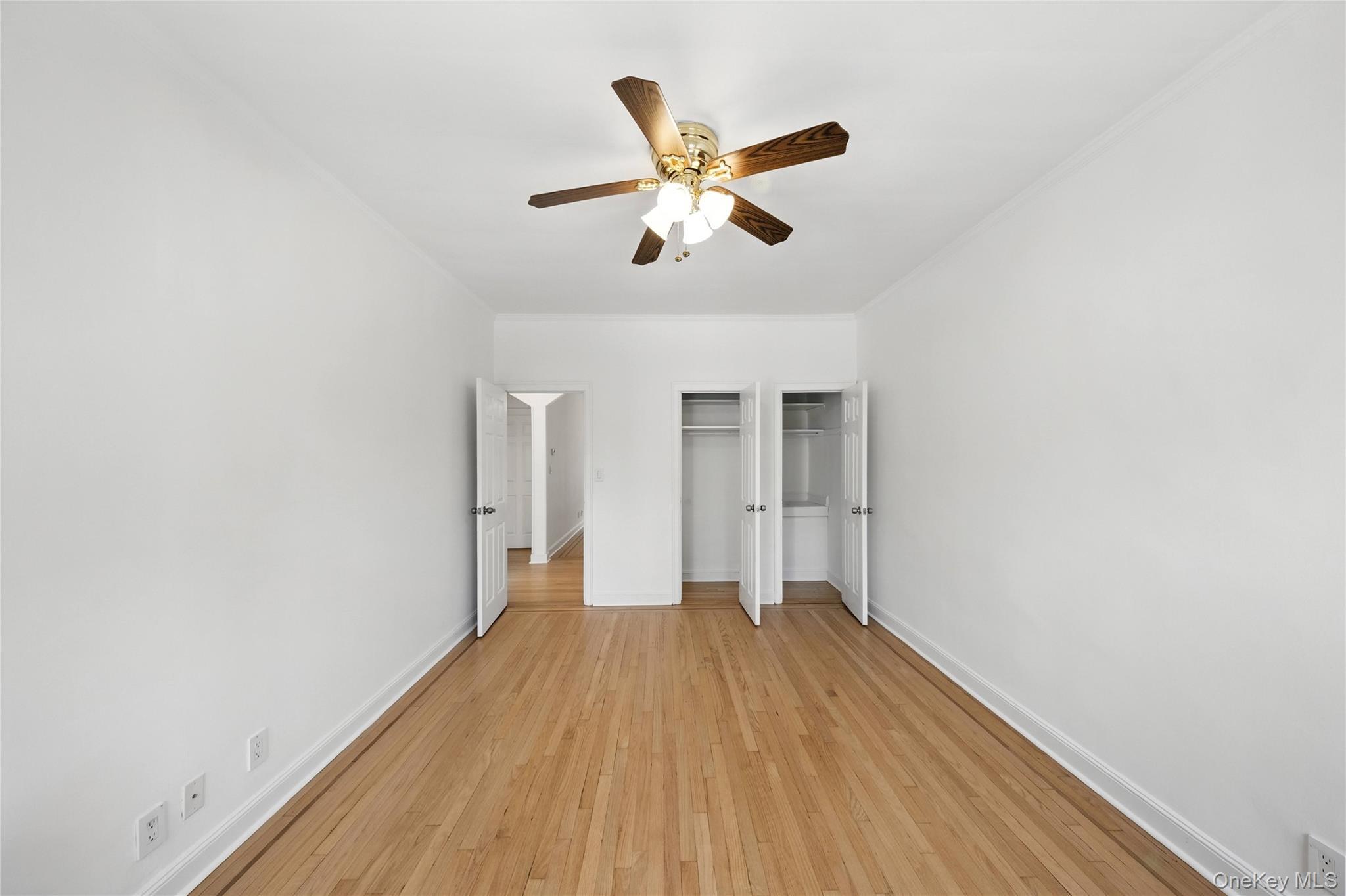 Single Family 69th  Queens, NY 11378, MLS-906463-8