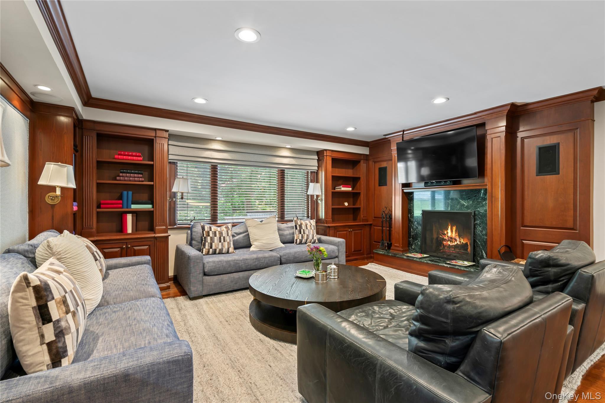 Single Family Montrose Nassau County, NY 11576, MLS-906465-10