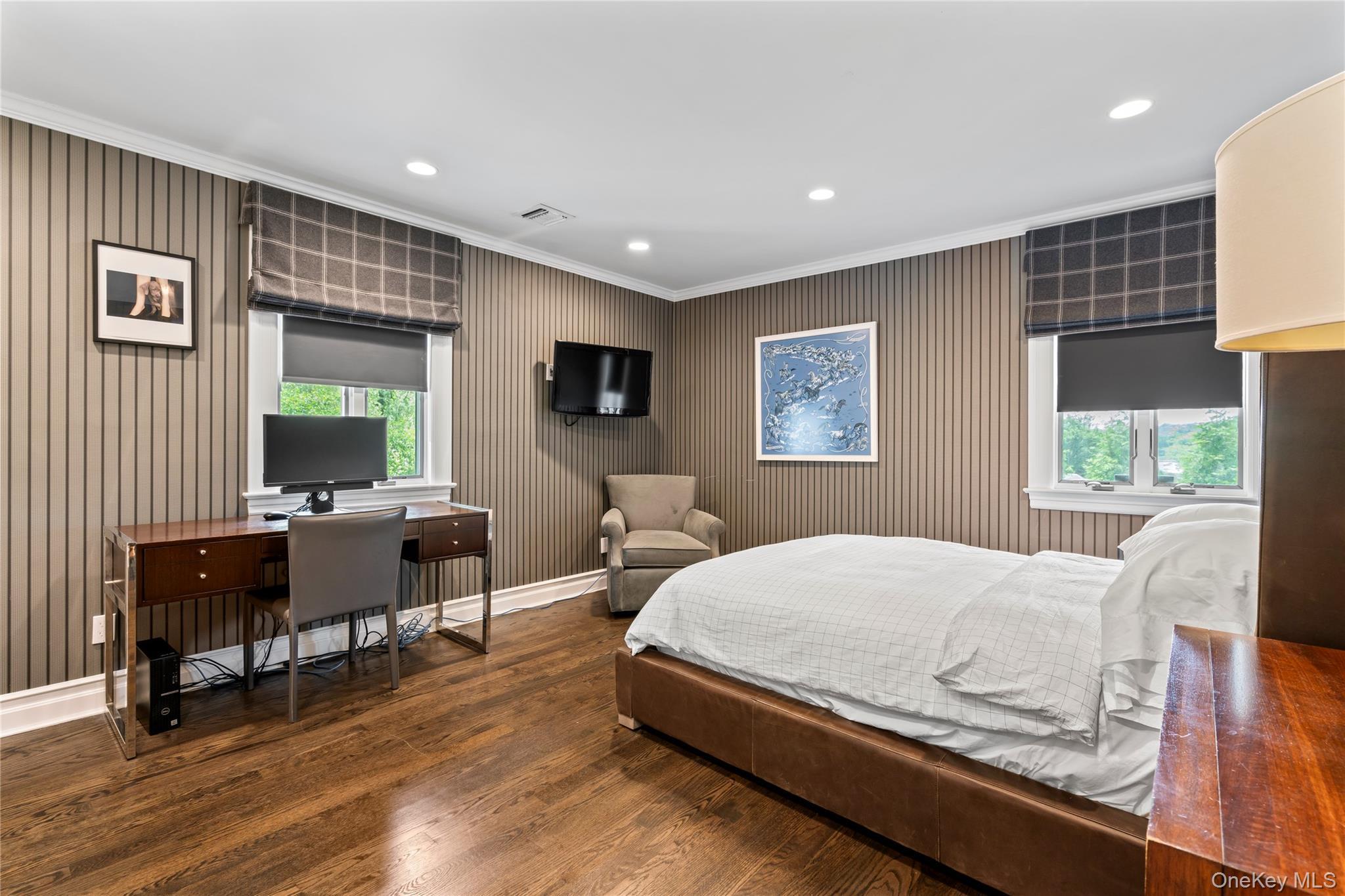 Single Family Montrose Nassau County, NY 11576, MLS-906465-22