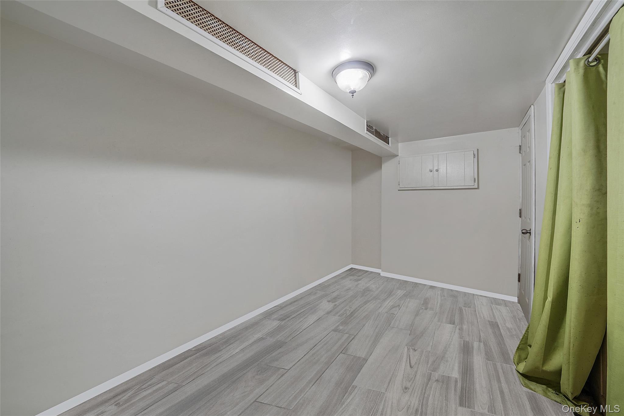 Single Family 99th  Brooklyn, NY 11236, MLS-906467-30