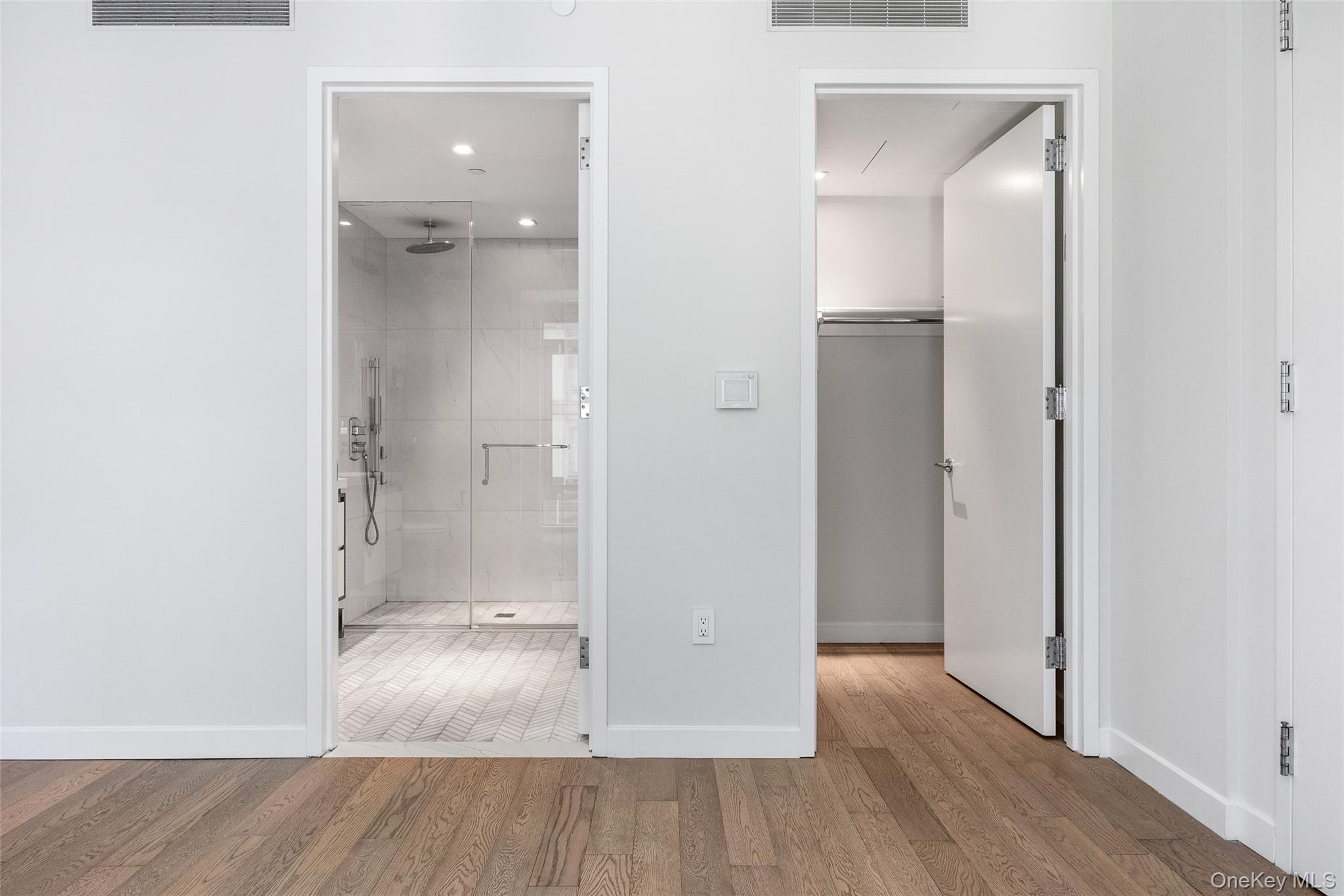 Condo 43rd  Manhattan, NY 10036, MLS-906488-13