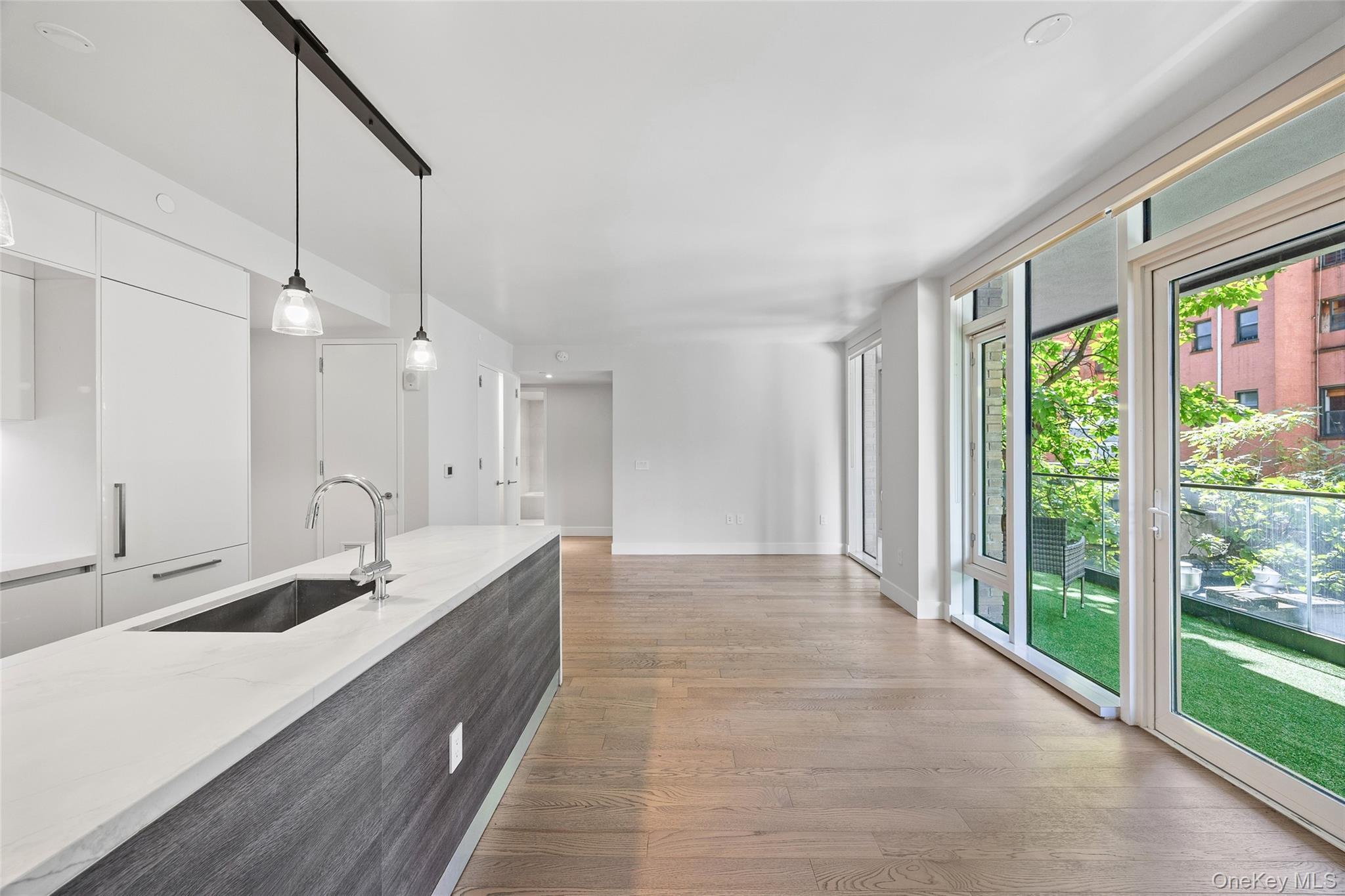 Condo 43rd  Manhattan, NY 10036, MLS-906488-9