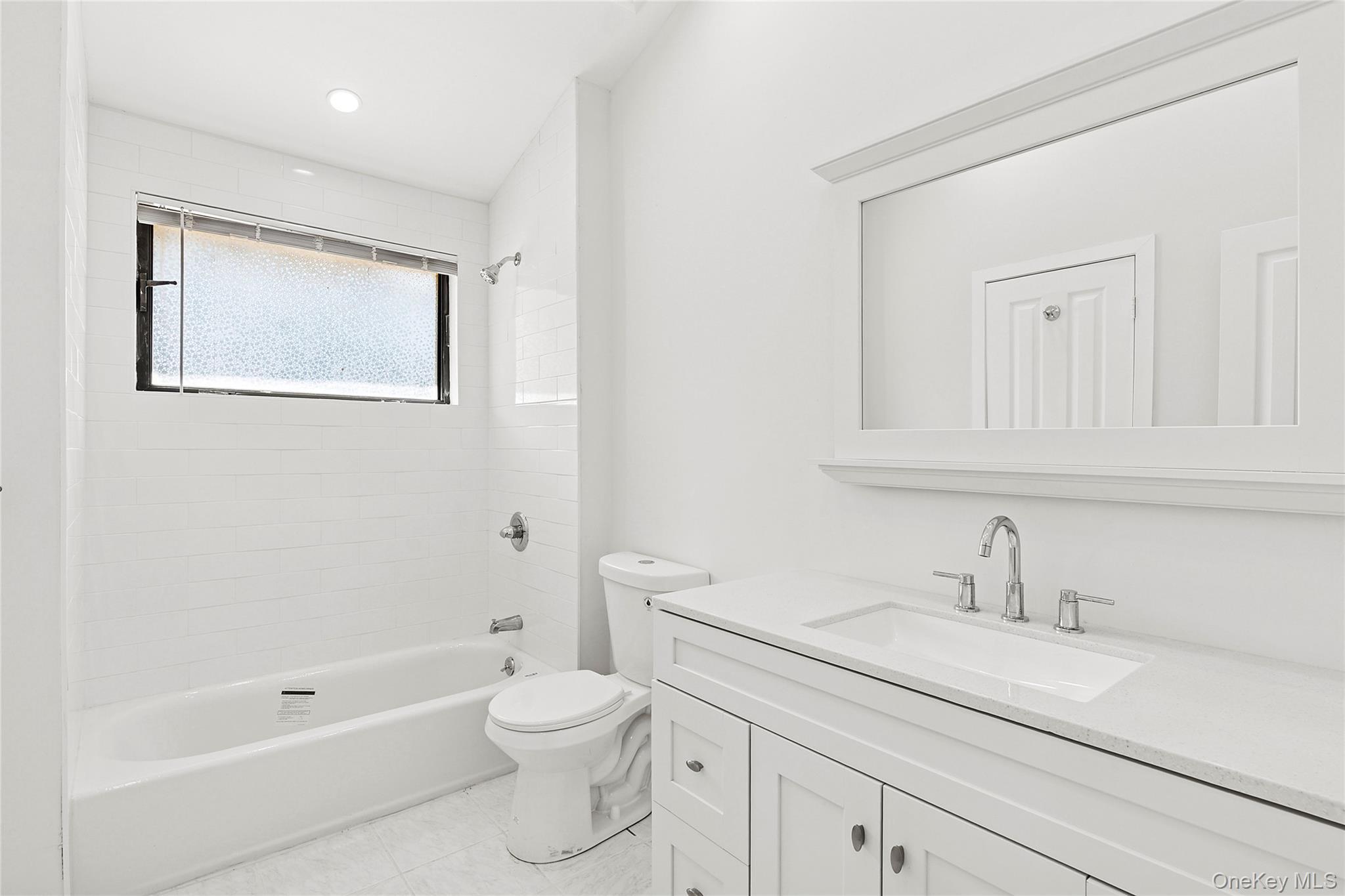 Single Family Trout Brook Lane Suffolk County, NY 11931, MLS-906497-12