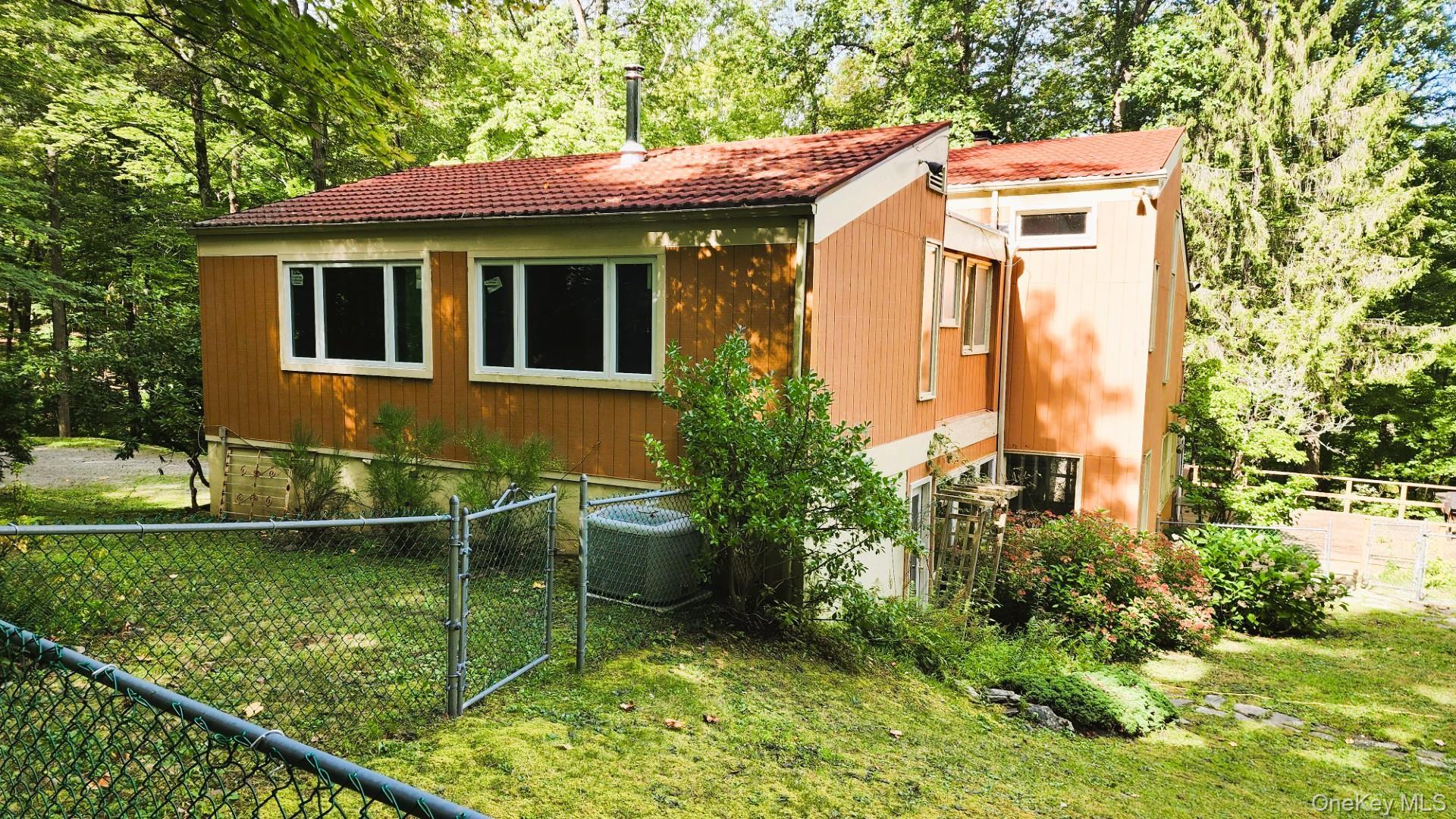 Single Family Hortontown  Putnam County, NY 12533, MLS-906503-4