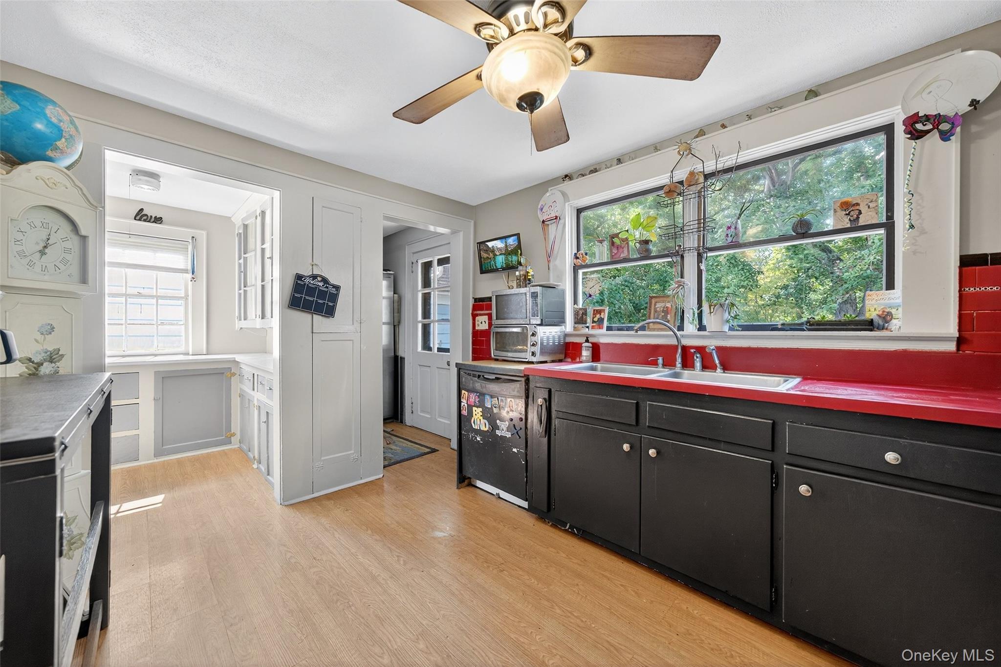 Single Family Waldron  Rockland County, NY 10974, MLS-906515-10