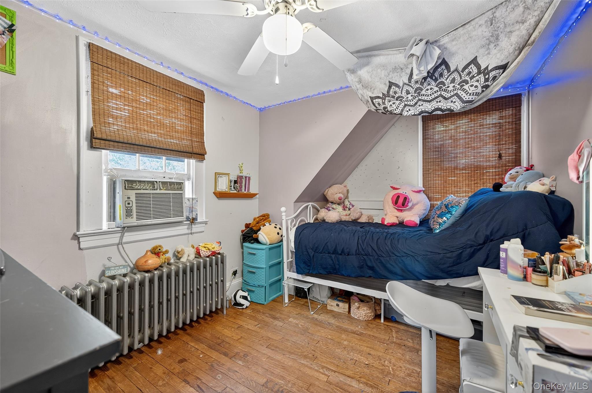 Single Family Waldron  Rockland County, NY 10974, MLS-906515-17