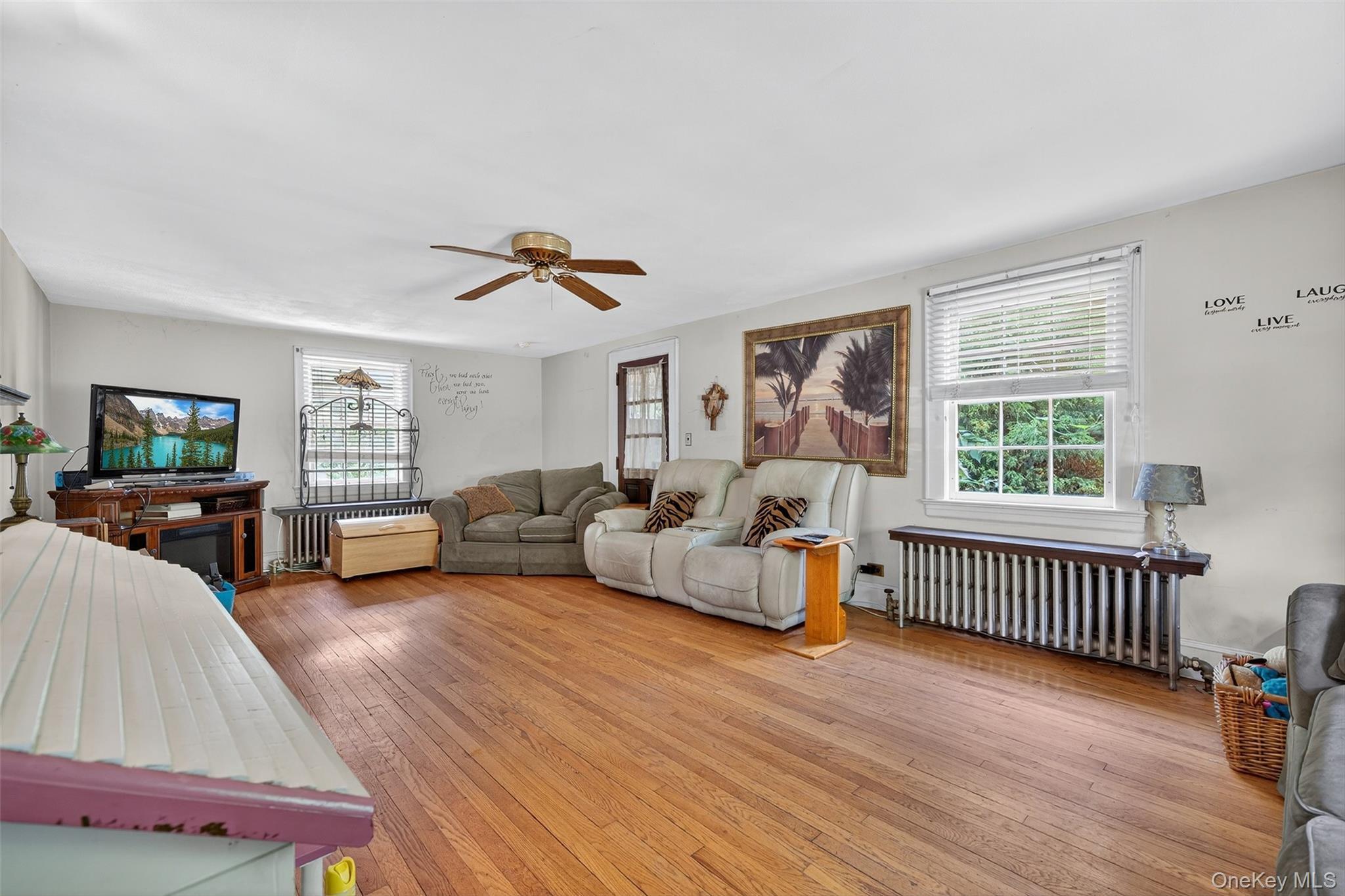 Single Family Waldron  Rockland County, NY 10974, MLS-906515-4