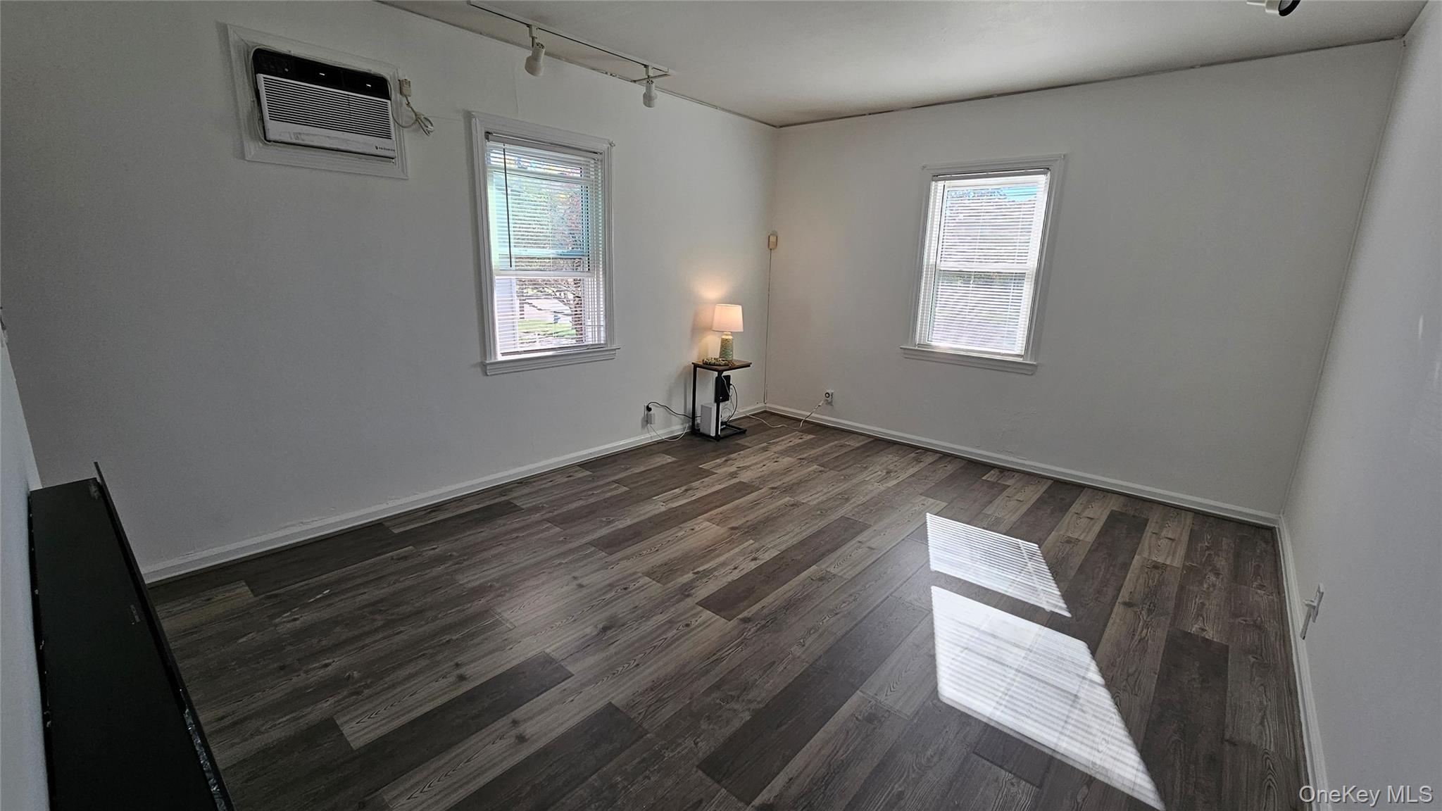 Single Family Hillside Nassau County, NY 11040, MLS-906518-6