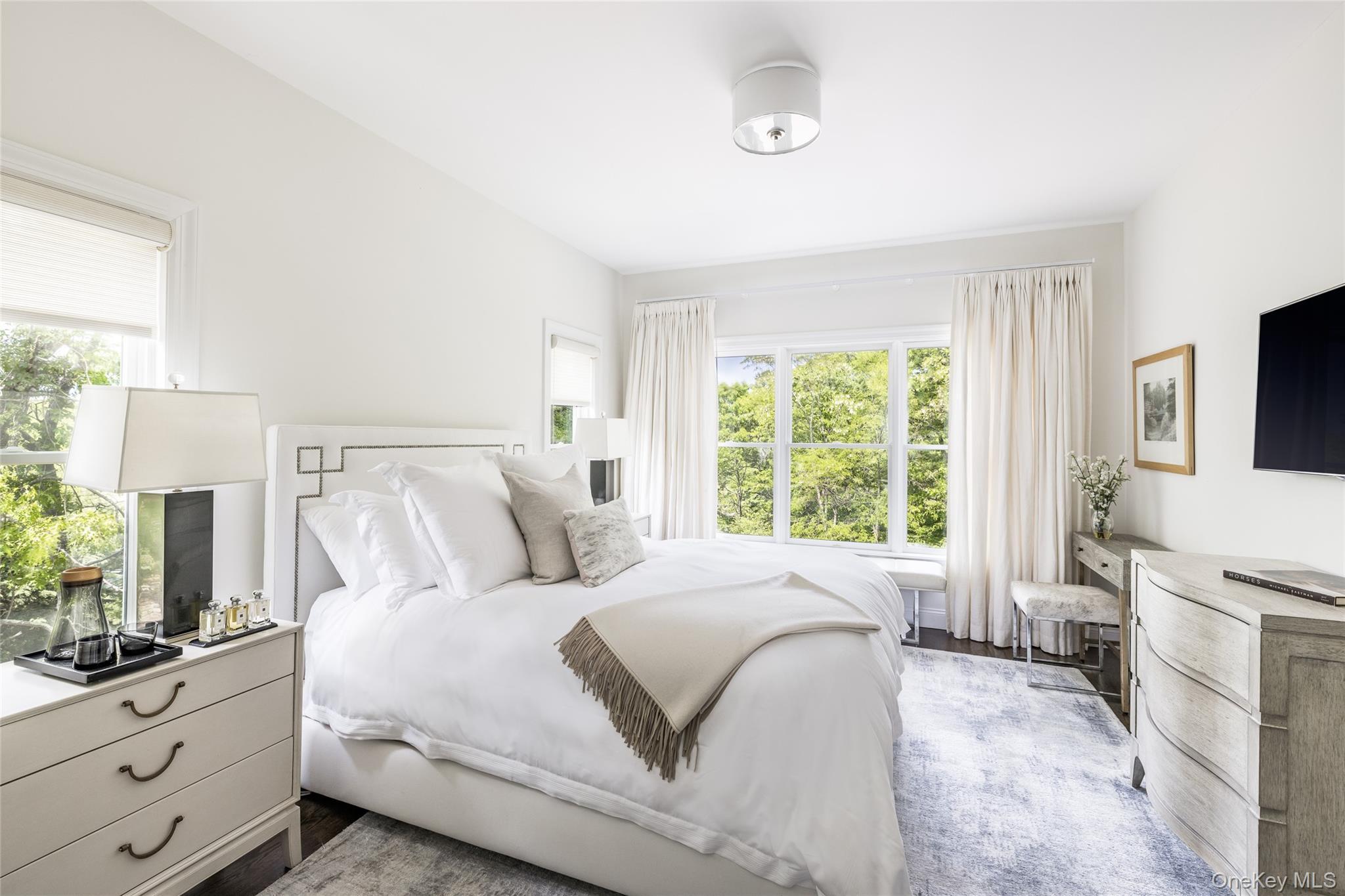 Single Family Oyster Pond Suffolk County, NY 11937, MLS-906542-20