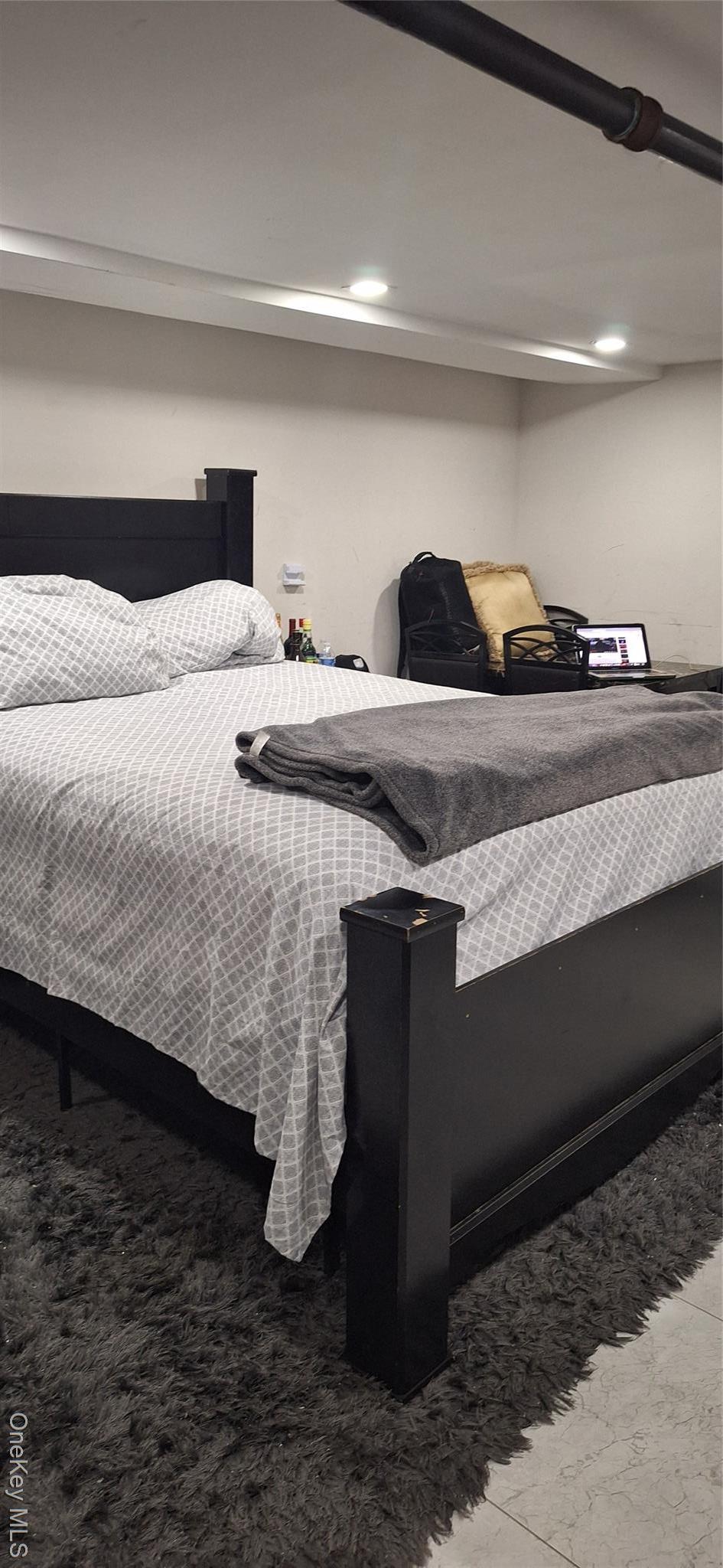 Single Family 205 Queens, NY 11412, MLS-906557-10