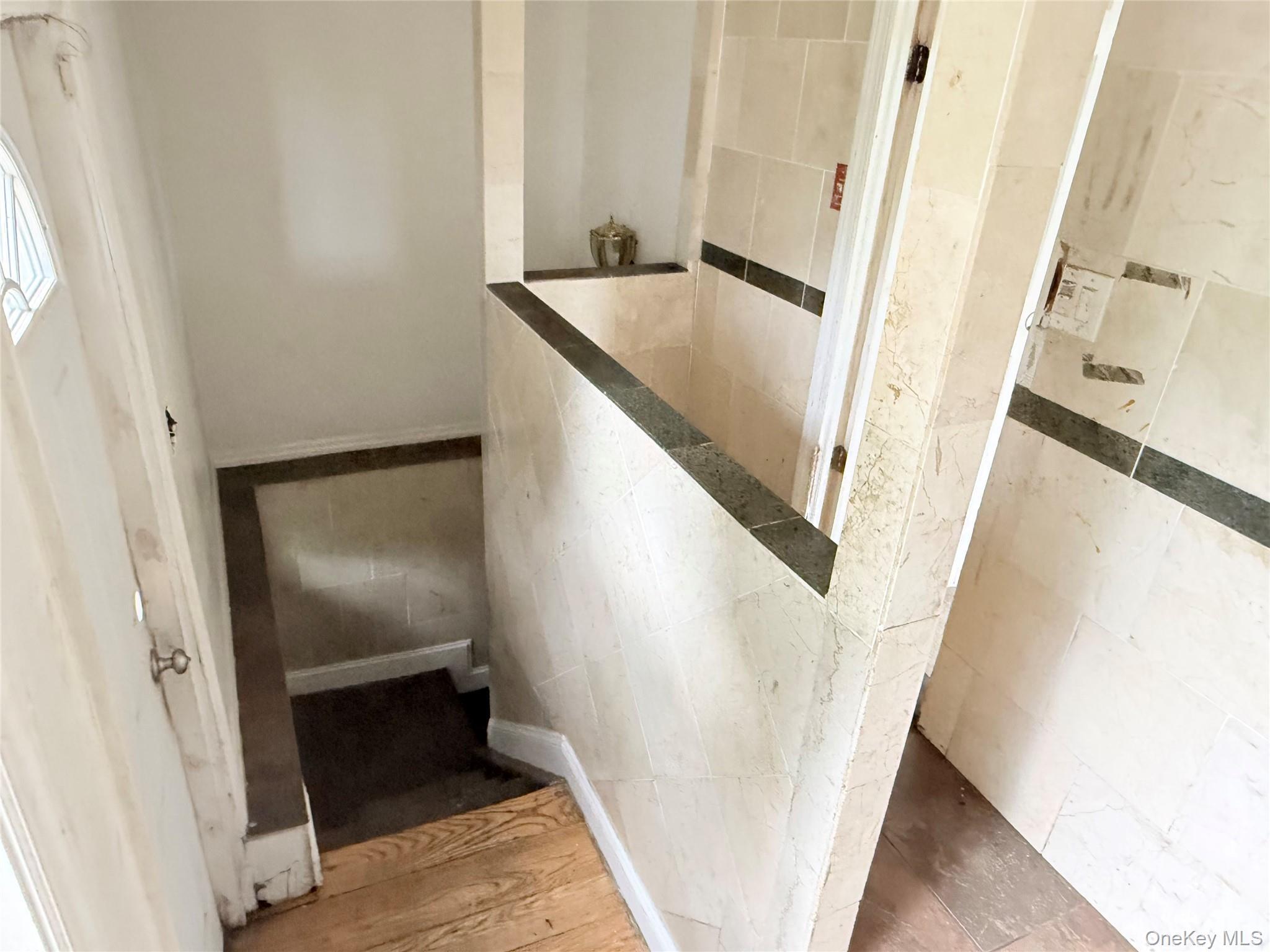 Single Family Dartmouth  Nassau County, NY 11550, MLS-906562-15