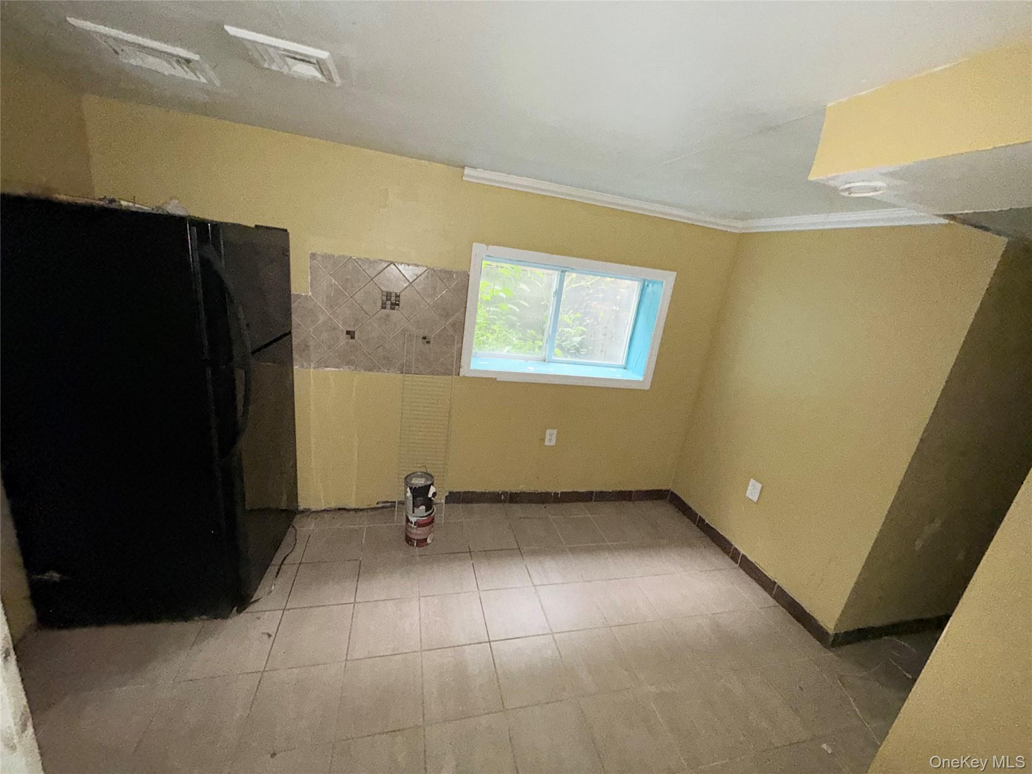 Single Family Dartmouth  Nassau County, NY 11550, MLS-906562-19