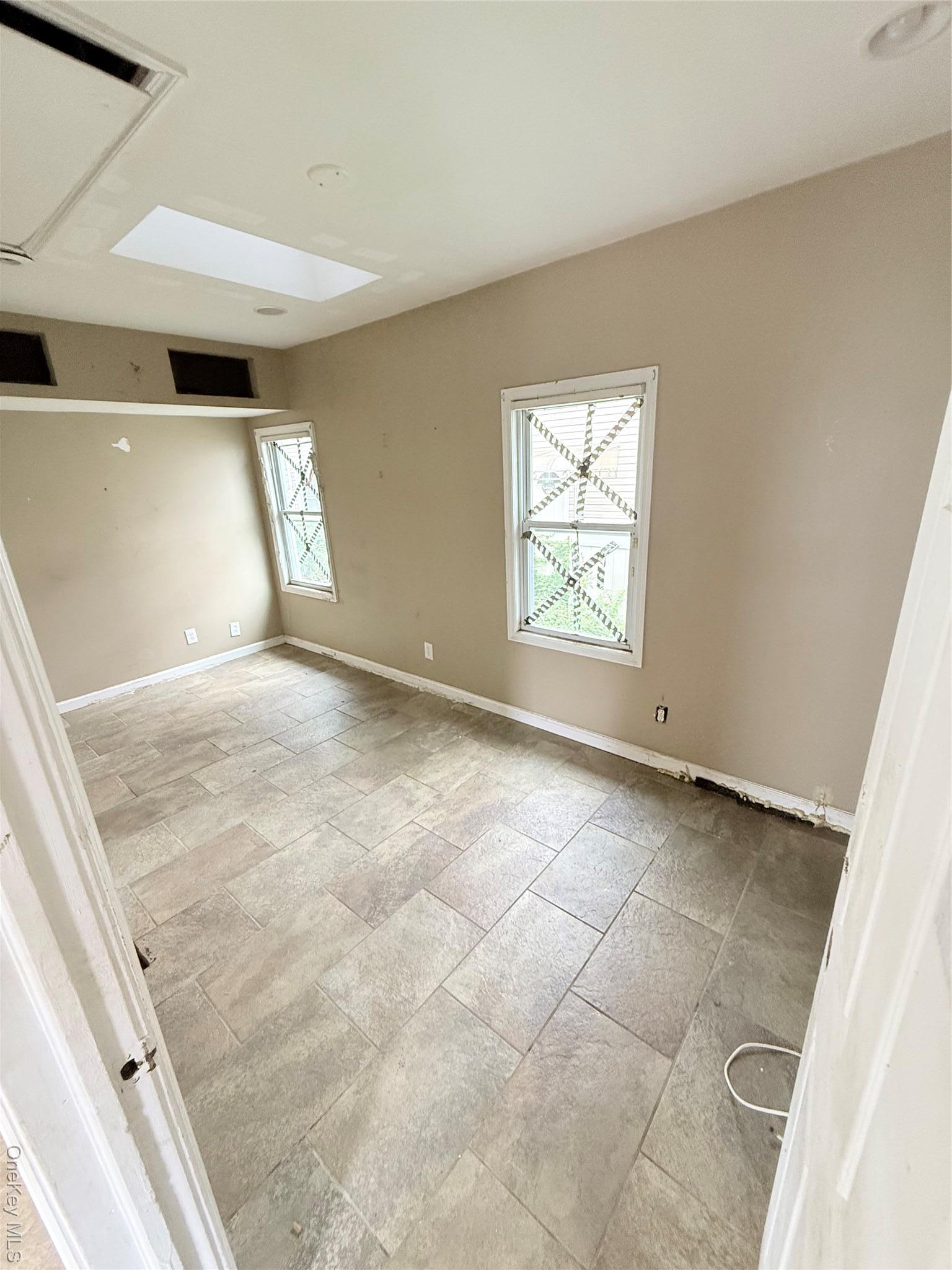 Single Family Dartmouth  Nassau County, NY 11550, MLS-906562-9