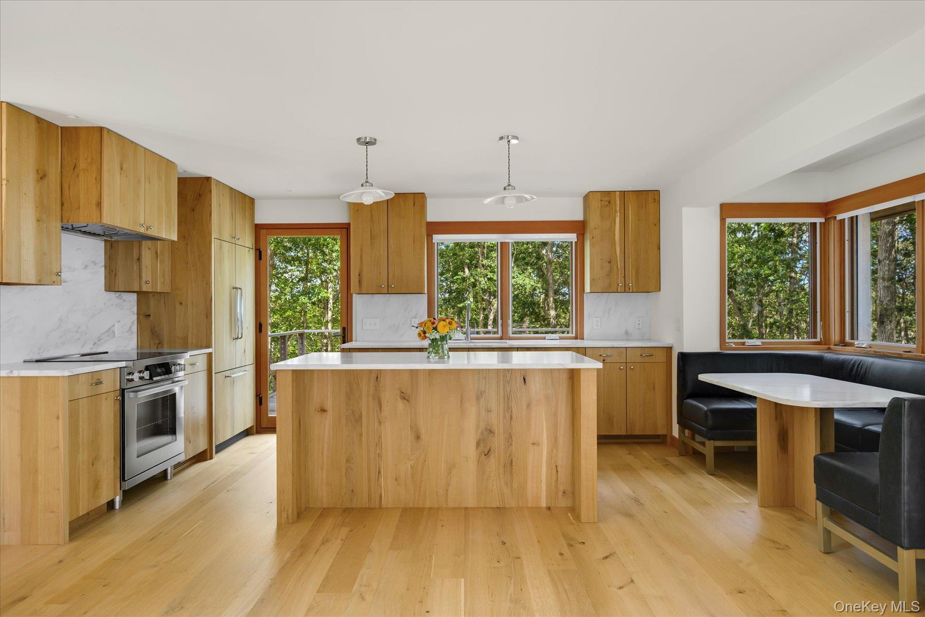 Single Family Thompson Suffolk County, NY 11964, MLS-906564-12