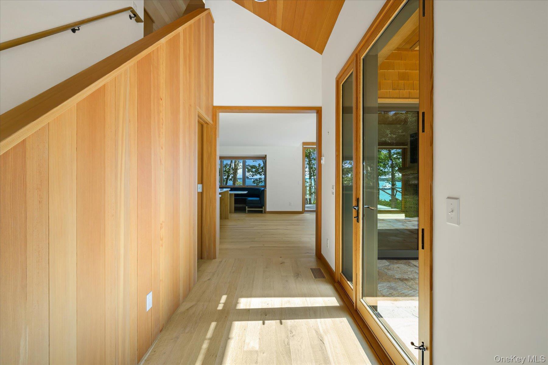 Single Family Thompson Suffolk County, NY 11964, MLS-906564-36