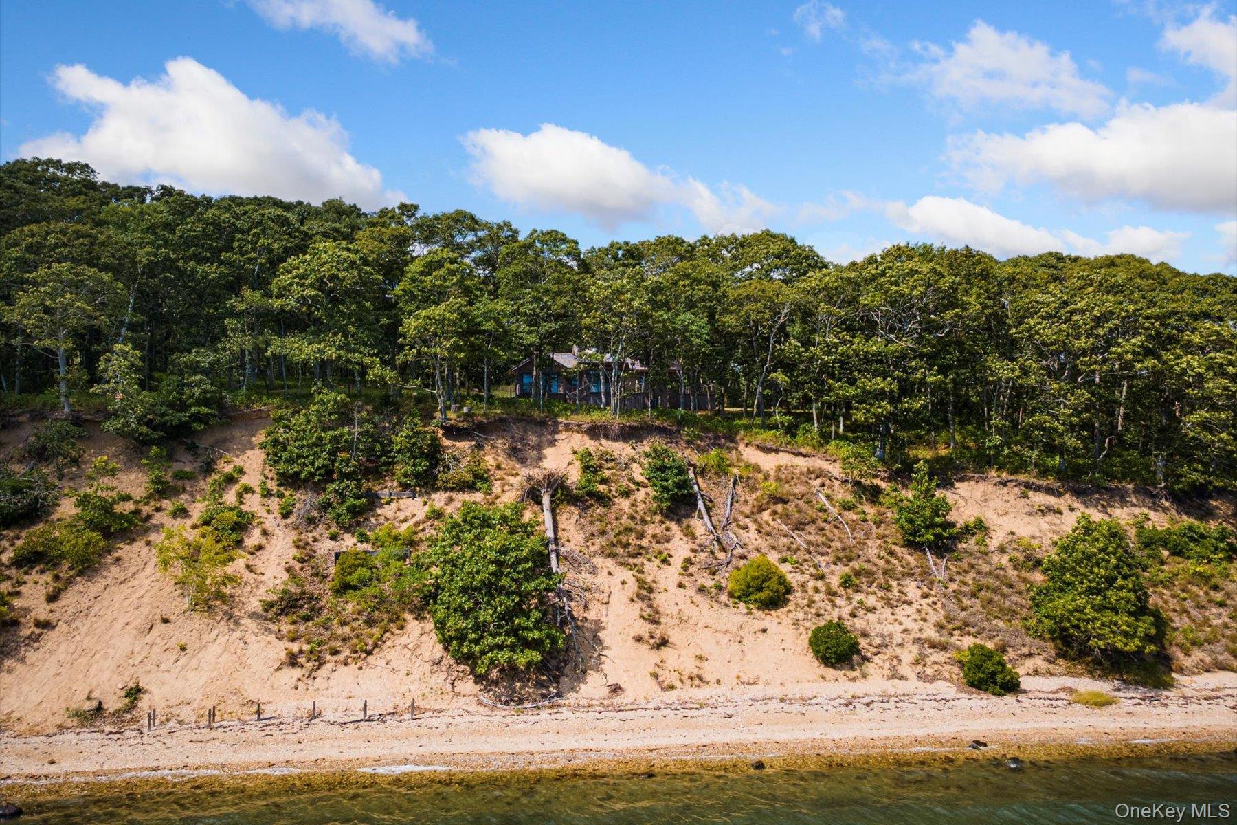 Single Family Thompson Suffolk County, NY 11964, MLS-906564-5