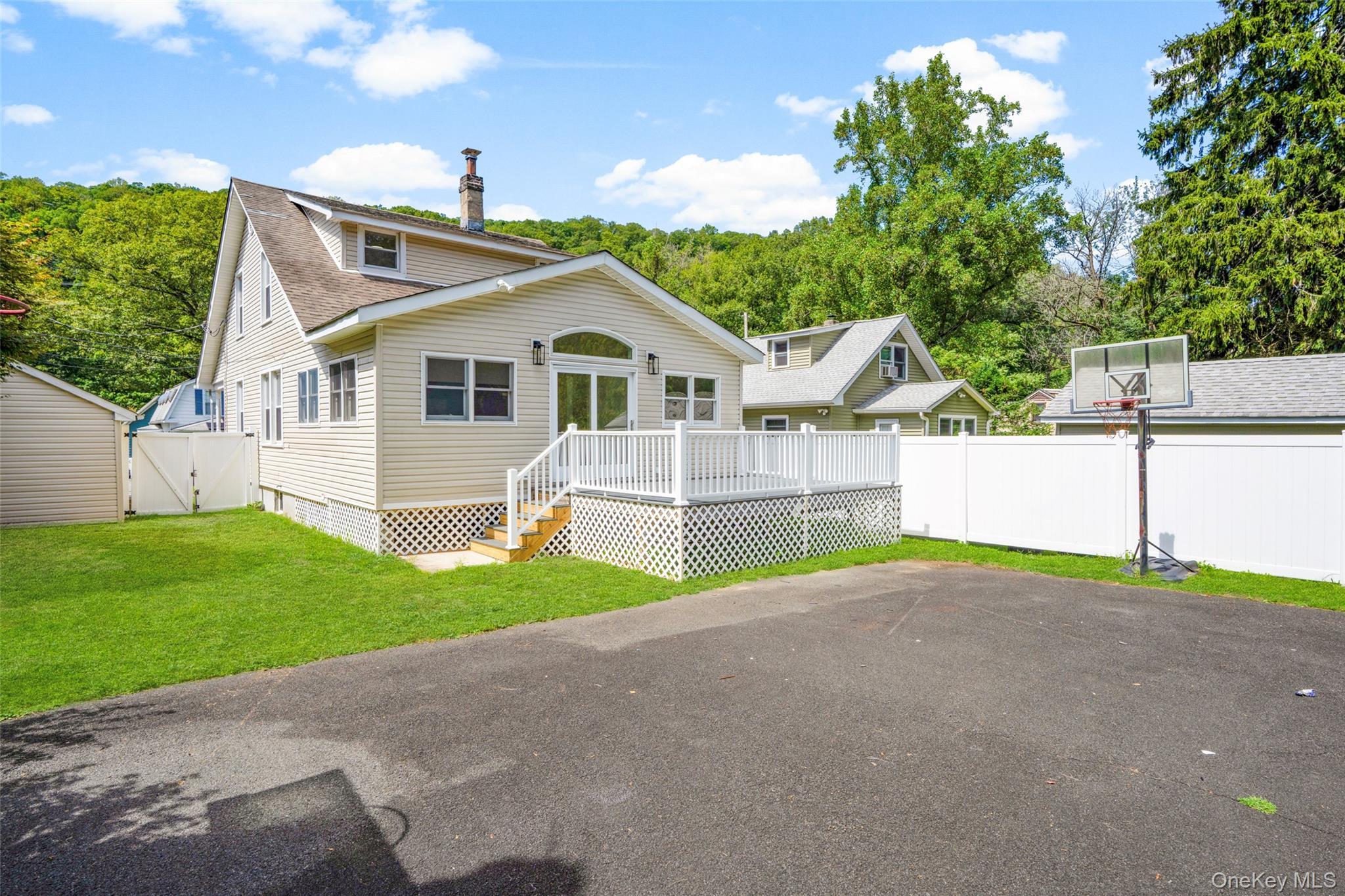 Single Family Tuxedo  Westchester County, NY 10532, MLS-906612-24
