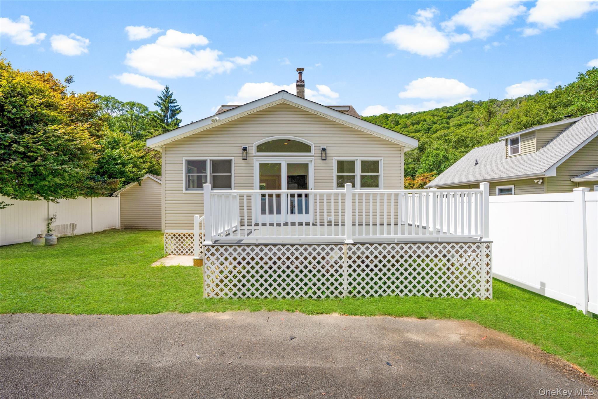 Single Family Tuxedo  Westchester County, NY 10532, MLS-906612-25