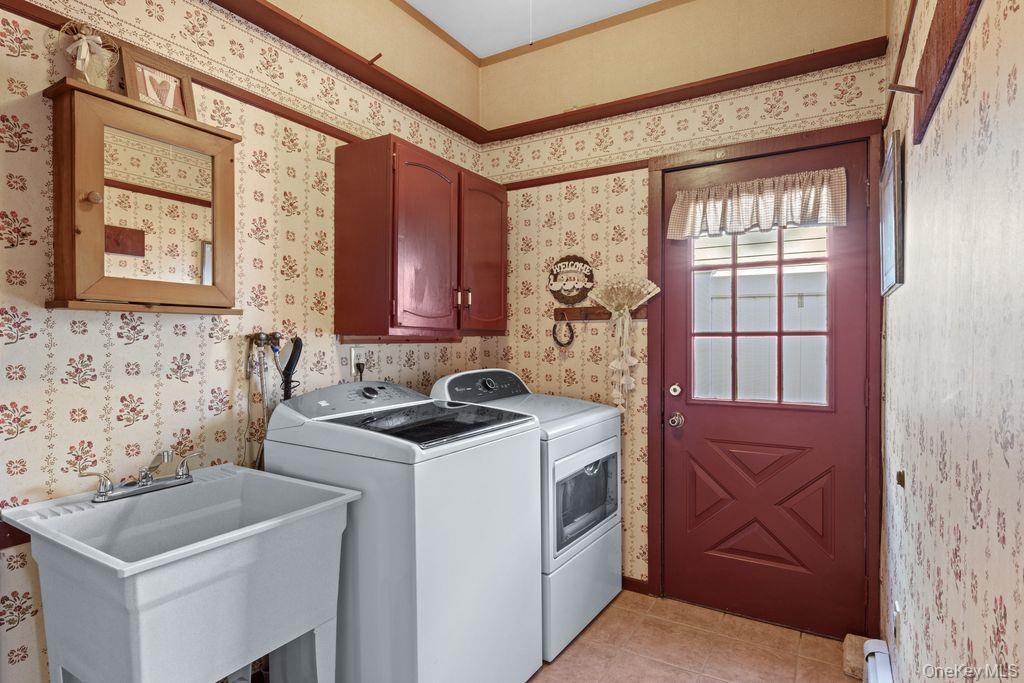 Single Family Newark  Suffolk County, NY 11757, MLS-906631-9