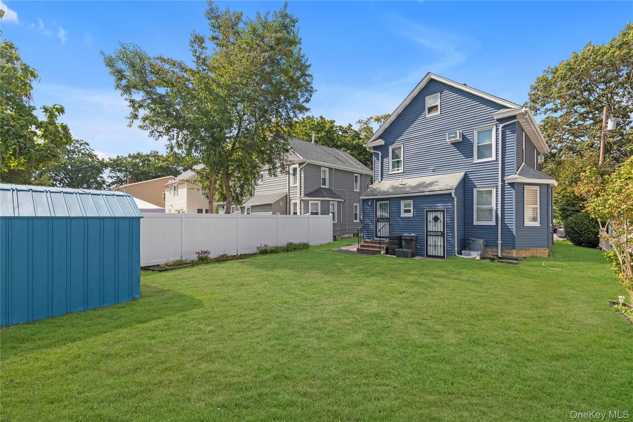 Single Family Walnut  Nassau County, NY 11590, MLS-906635-18