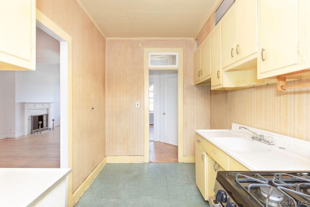 Coop 76th  Queens, NY 11372, MLS-906663-11