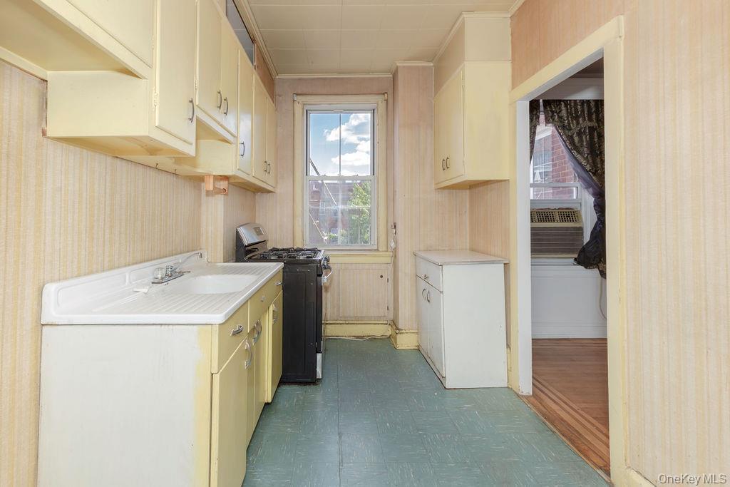 Coop 76th  Queens, NY 11372, MLS-906663-14