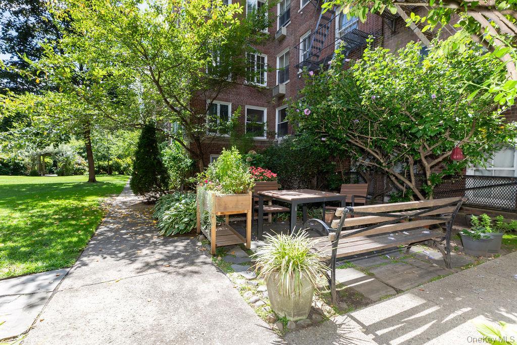 Coop 76th  Queens, NY 11372, MLS-906663-30