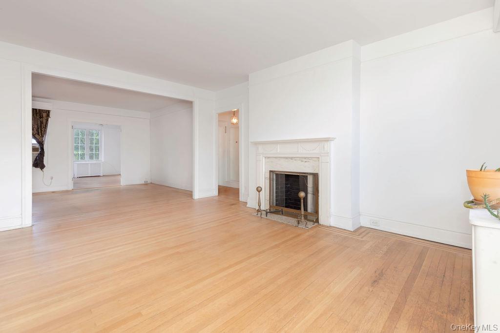 Coop 76th  Queens, NY 11372, MLS-906663-5