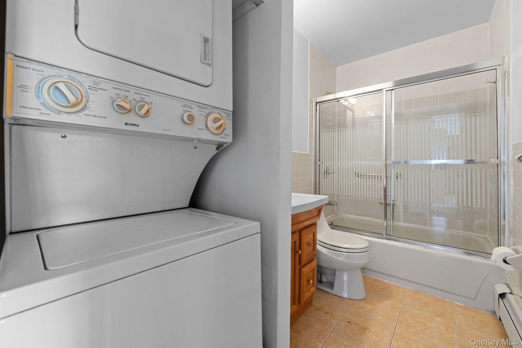 Condo Calamus  Queens, NY 11373, MLS-906666-12