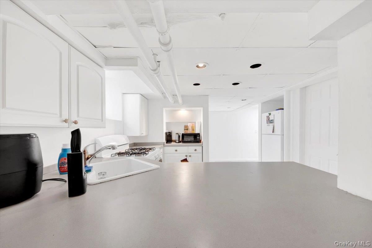 Single Family Hering  Bronx, NY 10461, MLS-906673-13