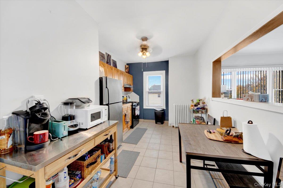 Single Family Hering  Bronx, NY 10461, MLS-906673-23