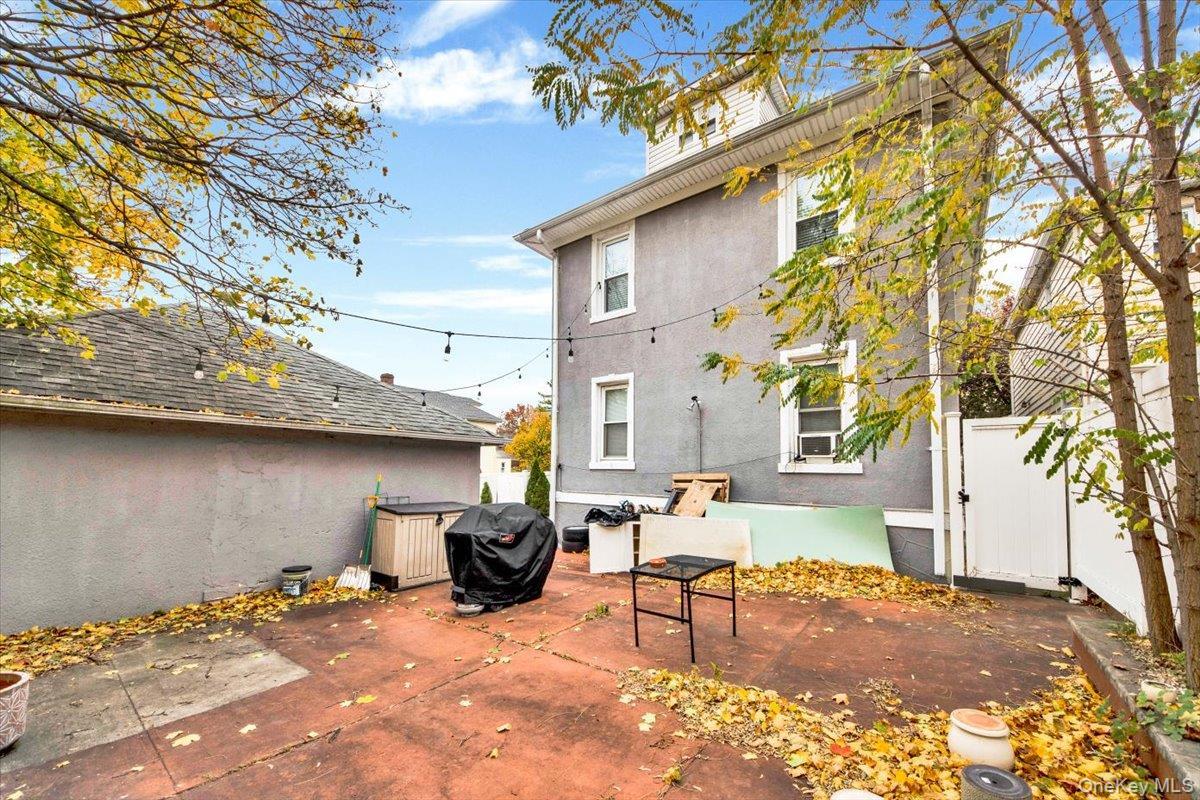 Single Family Hering  Bronx, NY 10461, MLS-906673-31