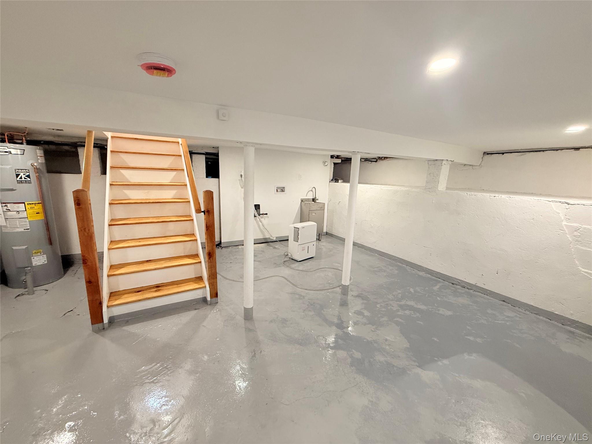 Single Family Saint Francis  Nassau County, NY 11575, MLS-906683-11