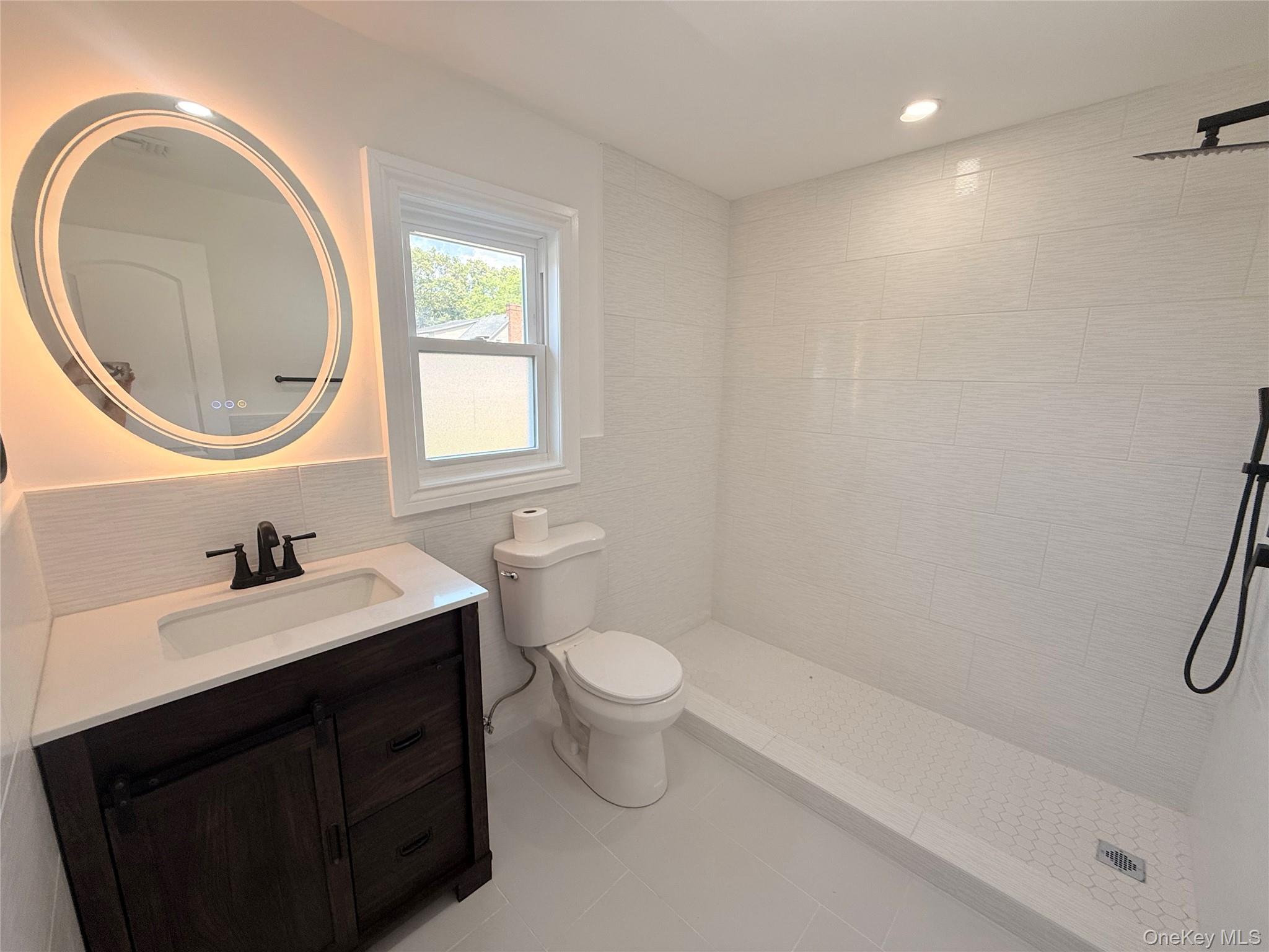 Single Family Saint Francis  Nassau County, NY 11575, MLS-906683-23