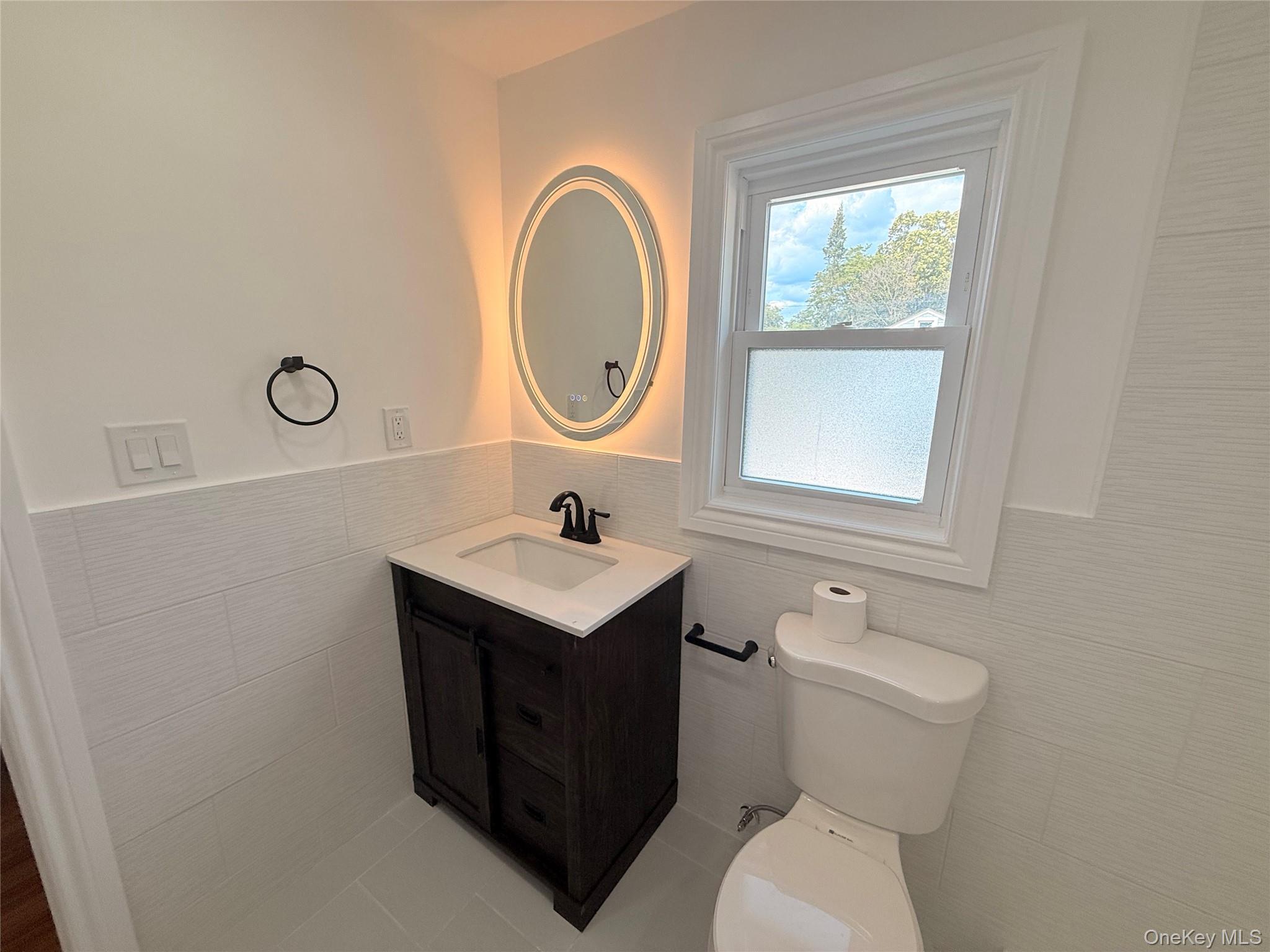 Single Family Saint Francis  Nassau County, NY 11575, MLS-906683-24