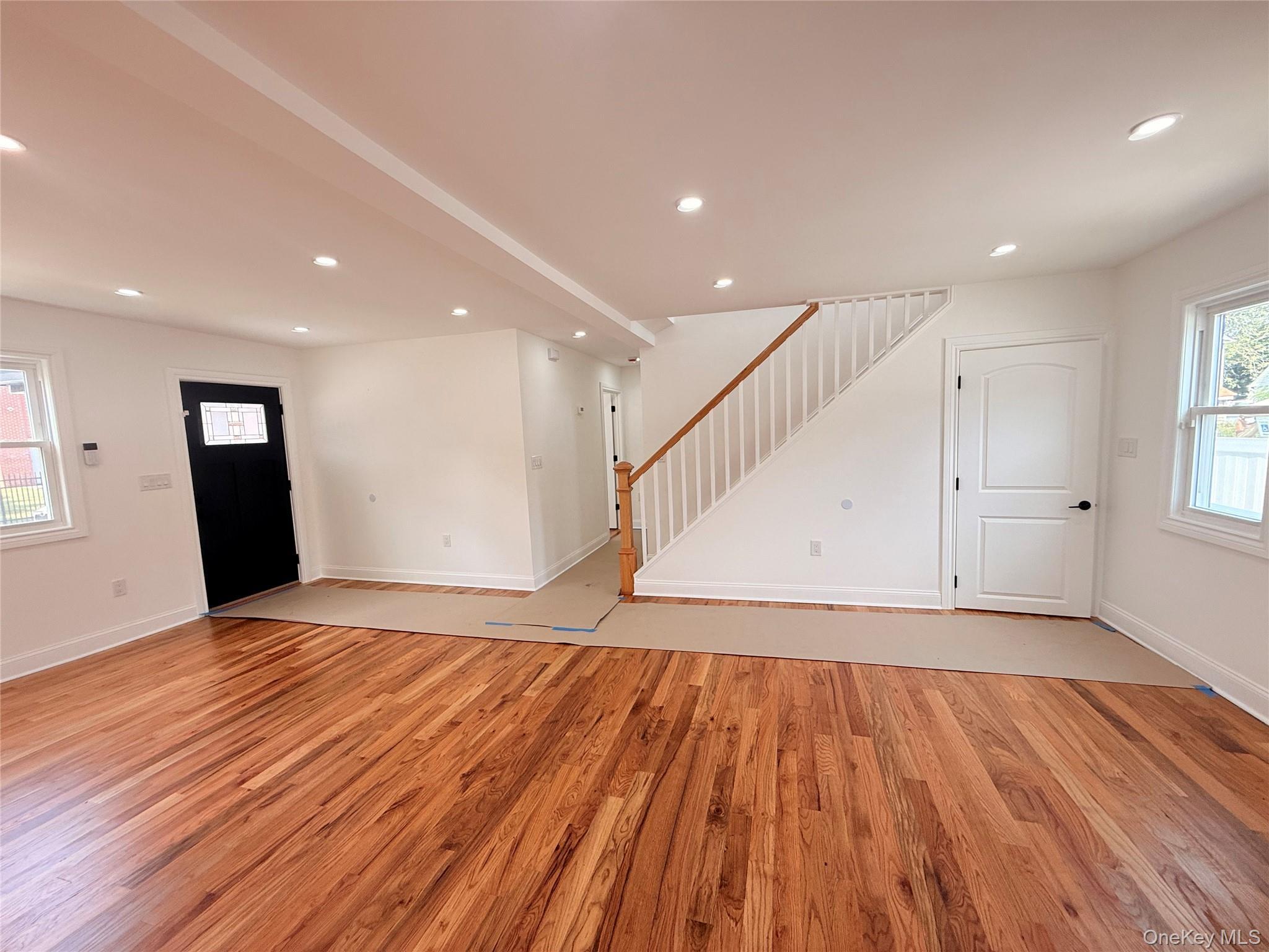 Single Family Saint Francis  Nassau County, NY 11575, MLS-906683-30