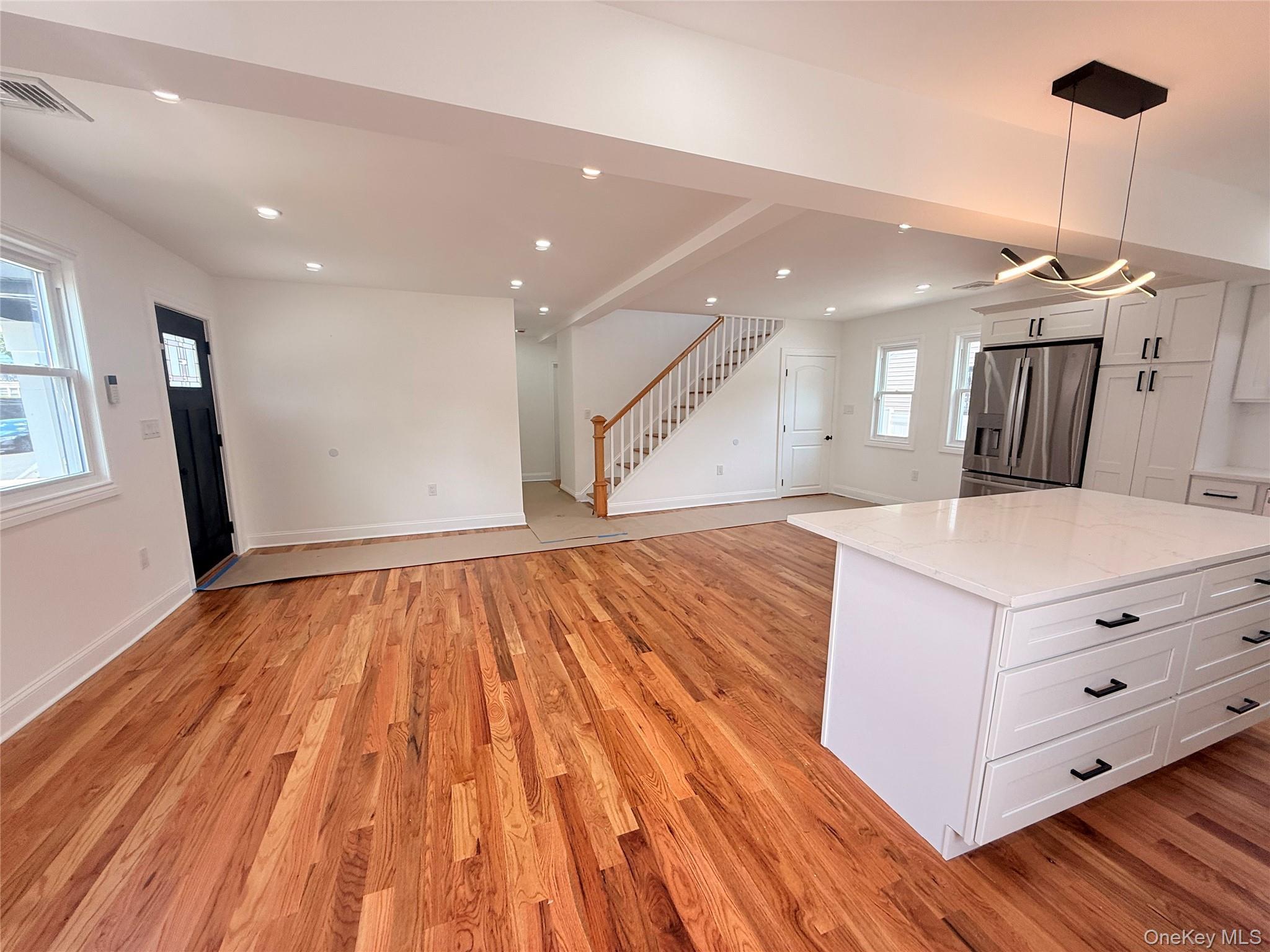 Single Family Saint Francis  Nassau County, NY 11575, MLS-906683-8