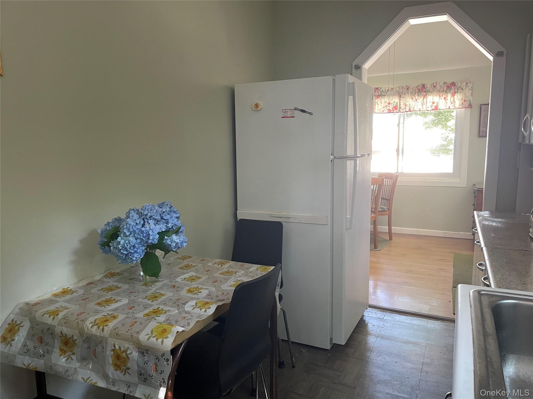 Coop Lexington  Westchester County, NY 10567, MLS-906692-18