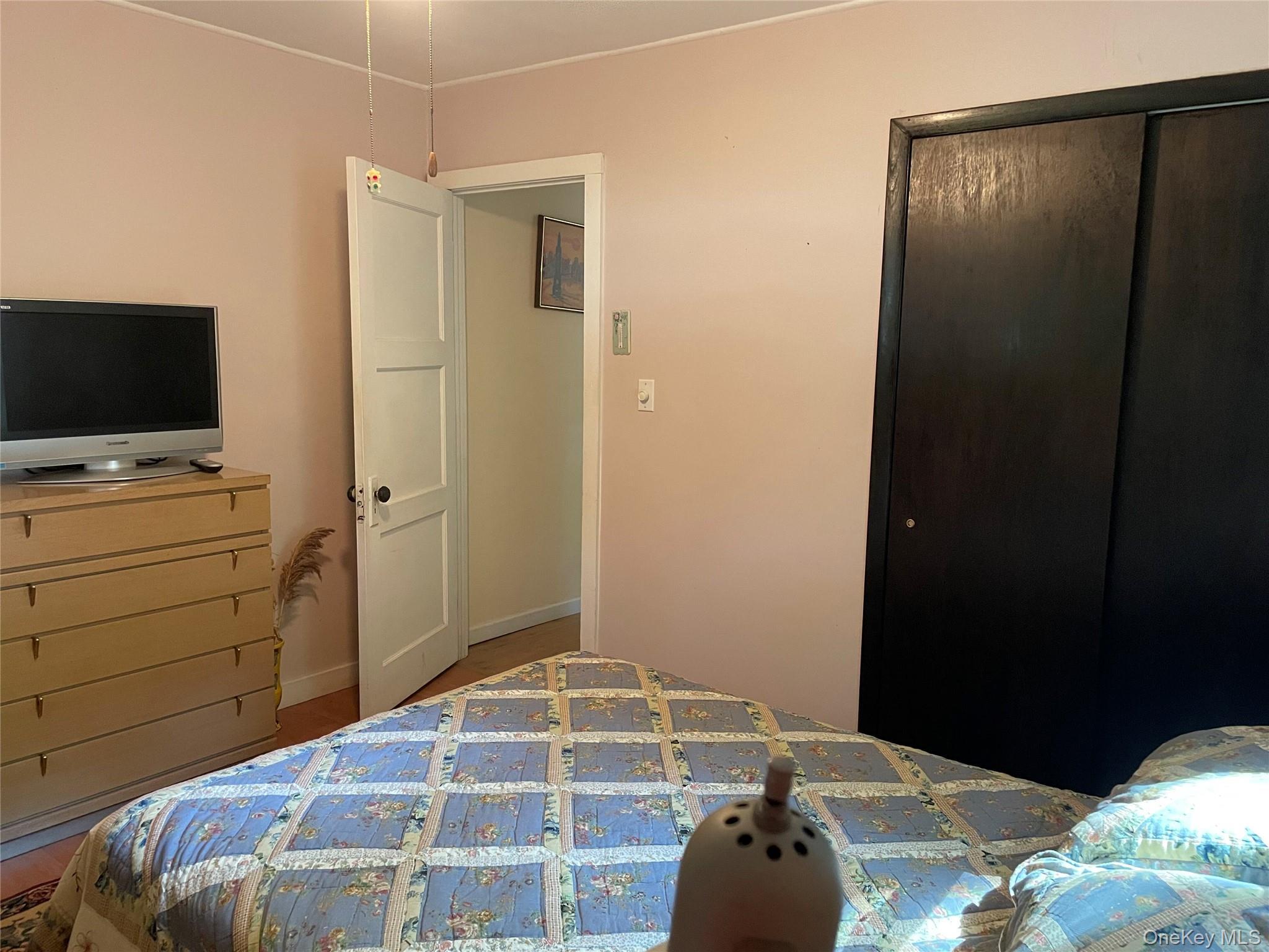 Coop Lexington  Westchester County, NY 10567, MLS-906692-8