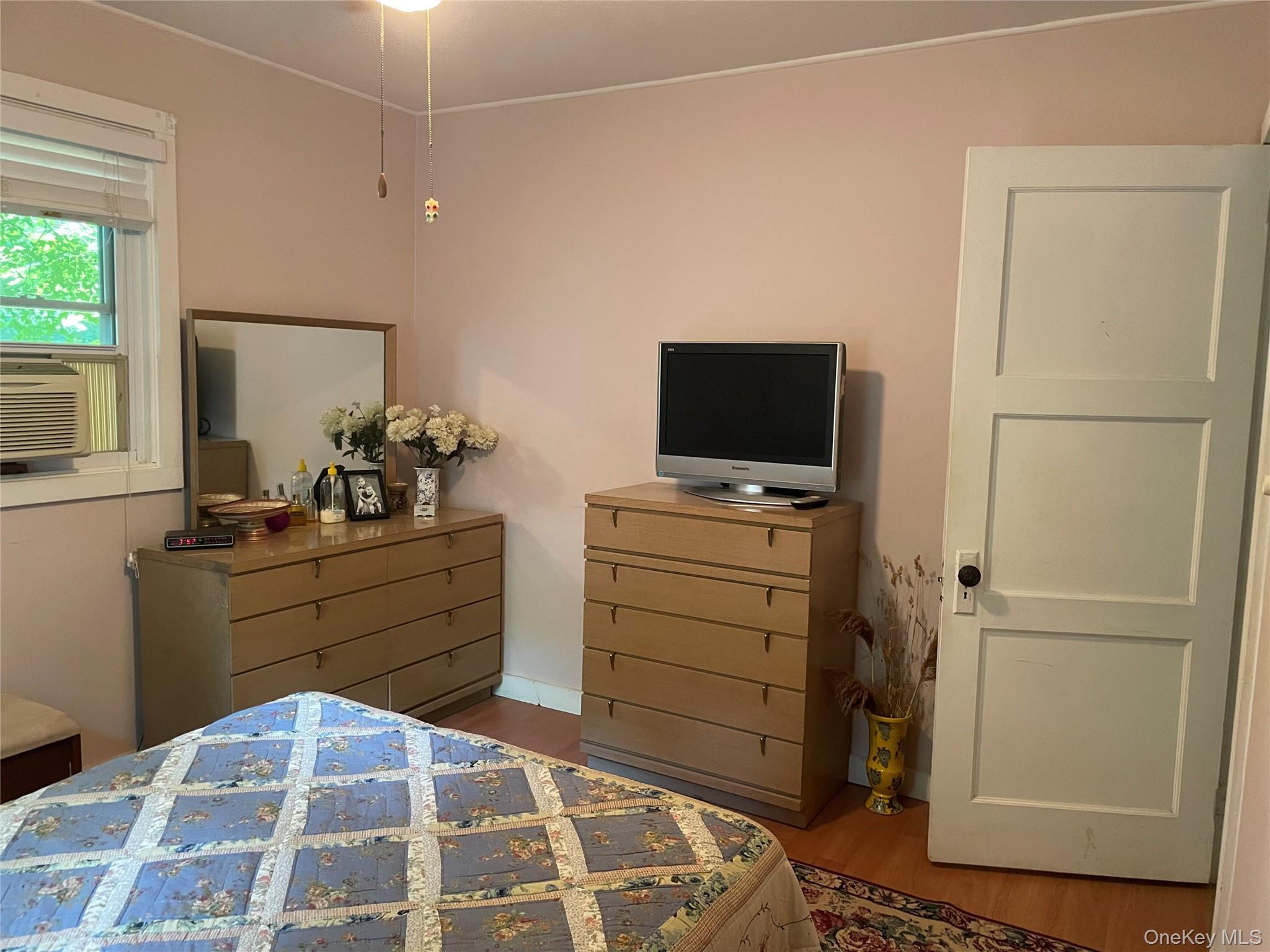 Coop Lexington  Westchester County, NY 10567, MLS-906692-9