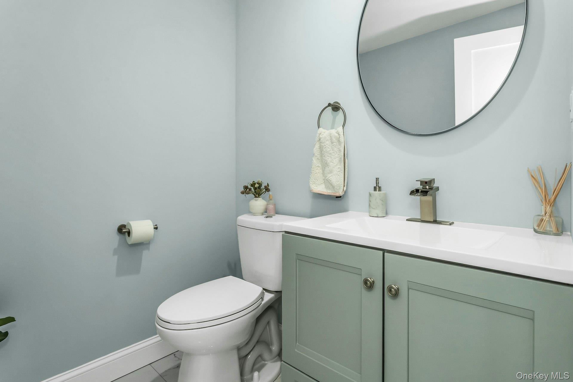 Single Family Bread And Cheese Hollow  Suffolk County, NY 11768, MLS-906698-18