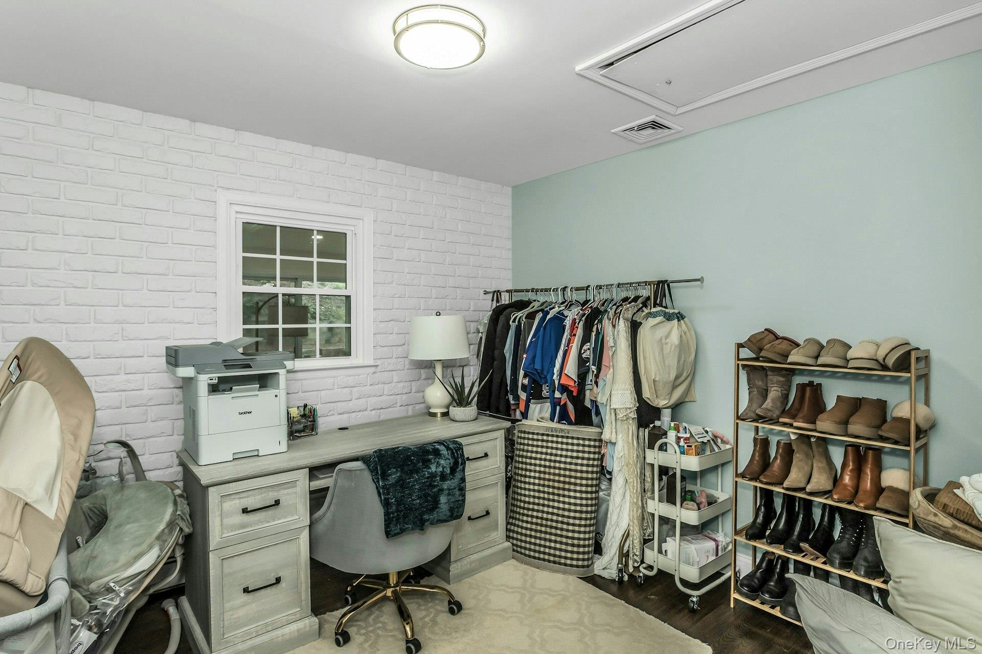 Single Family Bread And Cheese Hollow  Suffolk County, NY 11768, MLS-906698-22