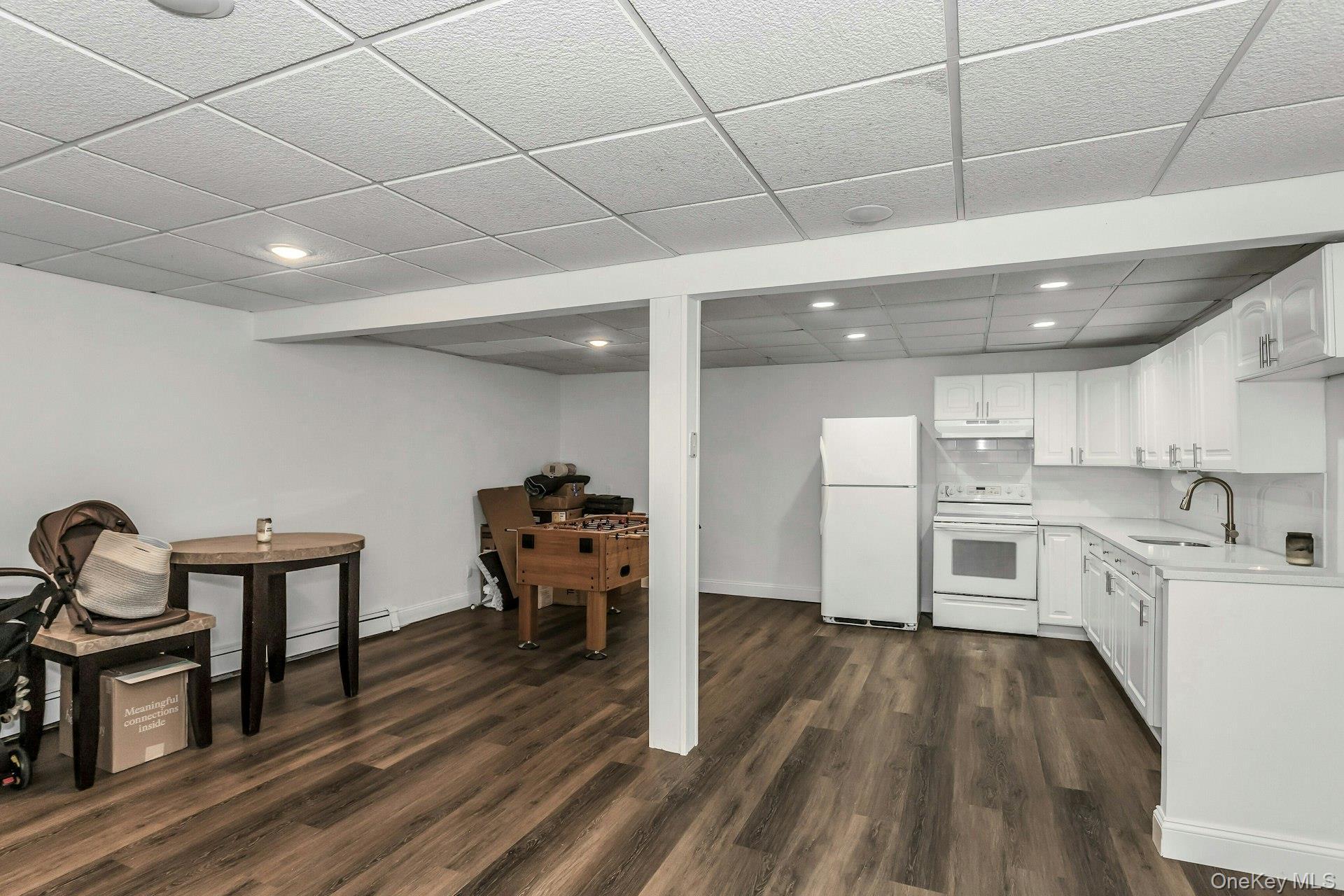 Single Family Bread And Cheese Hollow  Suffolk County, NY 11768, MLS-906698-23