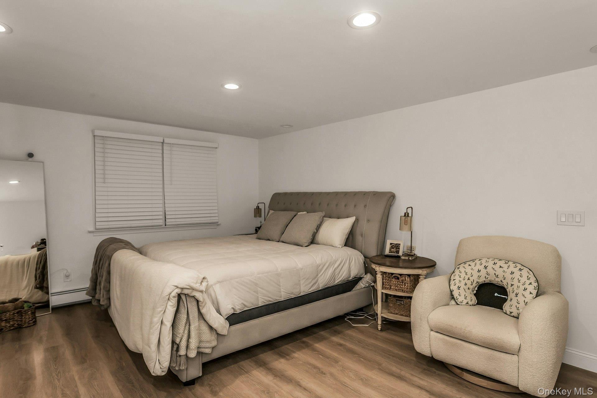 Single Family Bread And Cheese Hollow  Suffolk County, NY 11768, MLS-906698-26