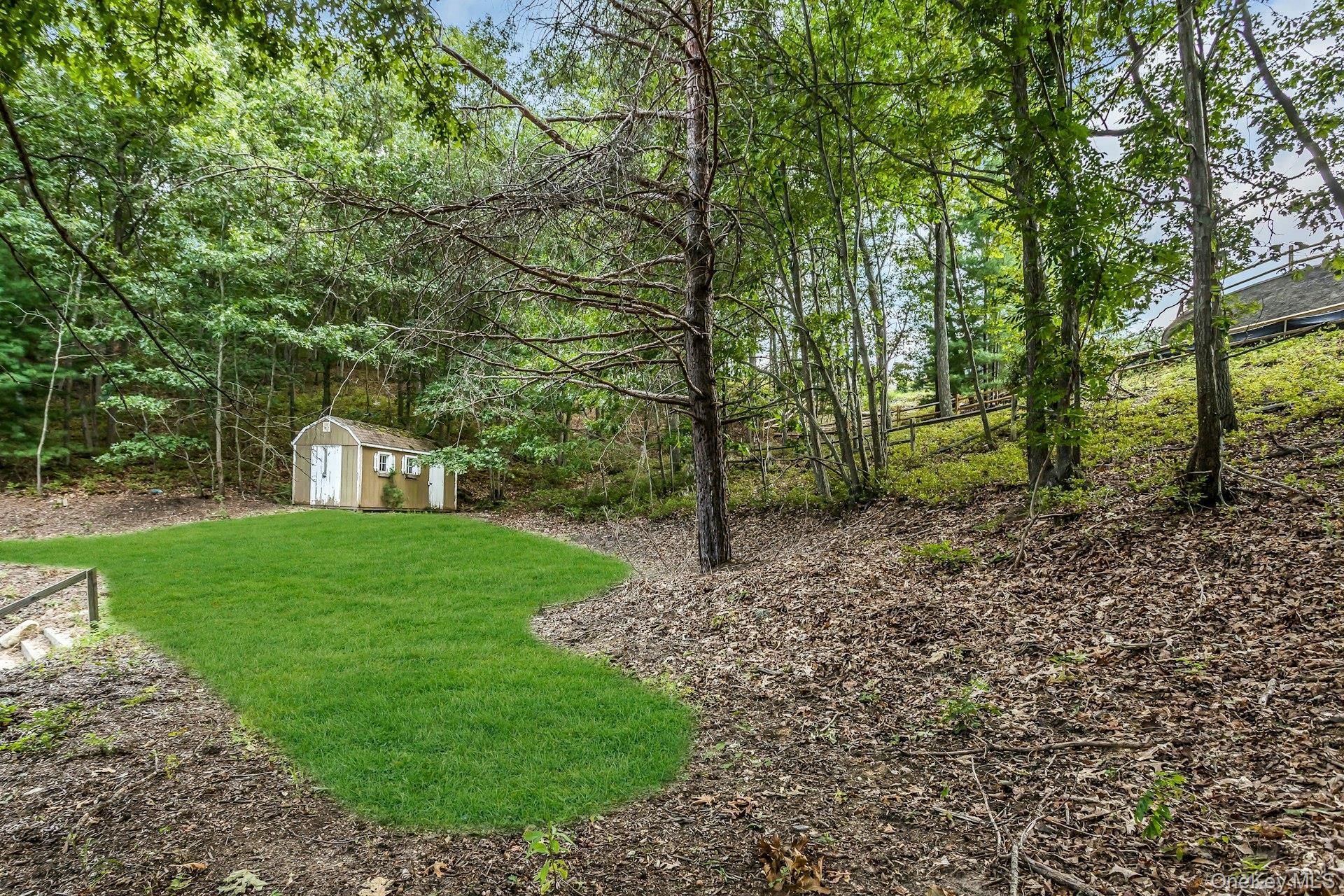 Single Family Bread And Cheese Hollow  Suffolk County, NY 11768, MLS-906698-34